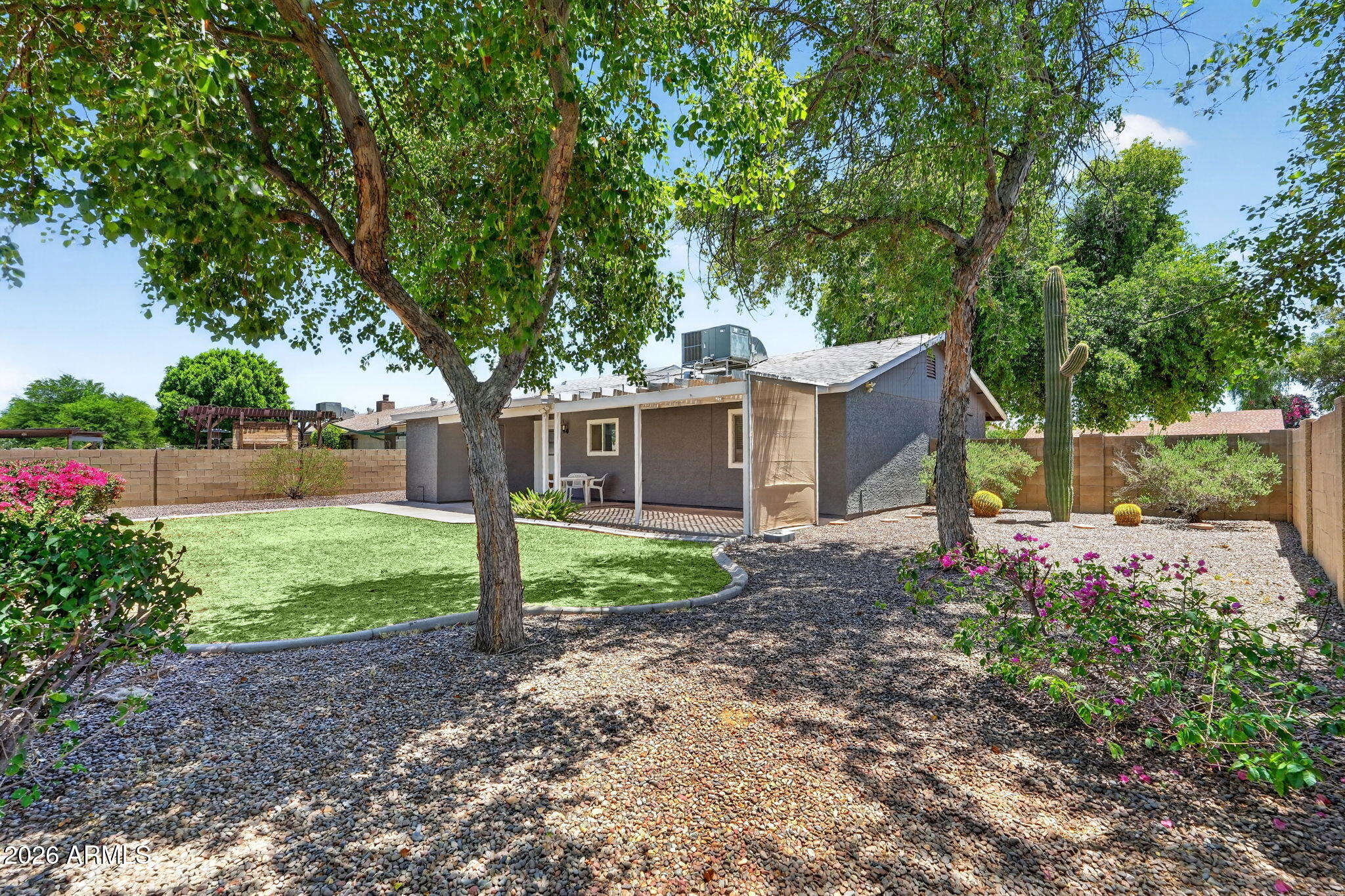 2022 E FRYE Road
