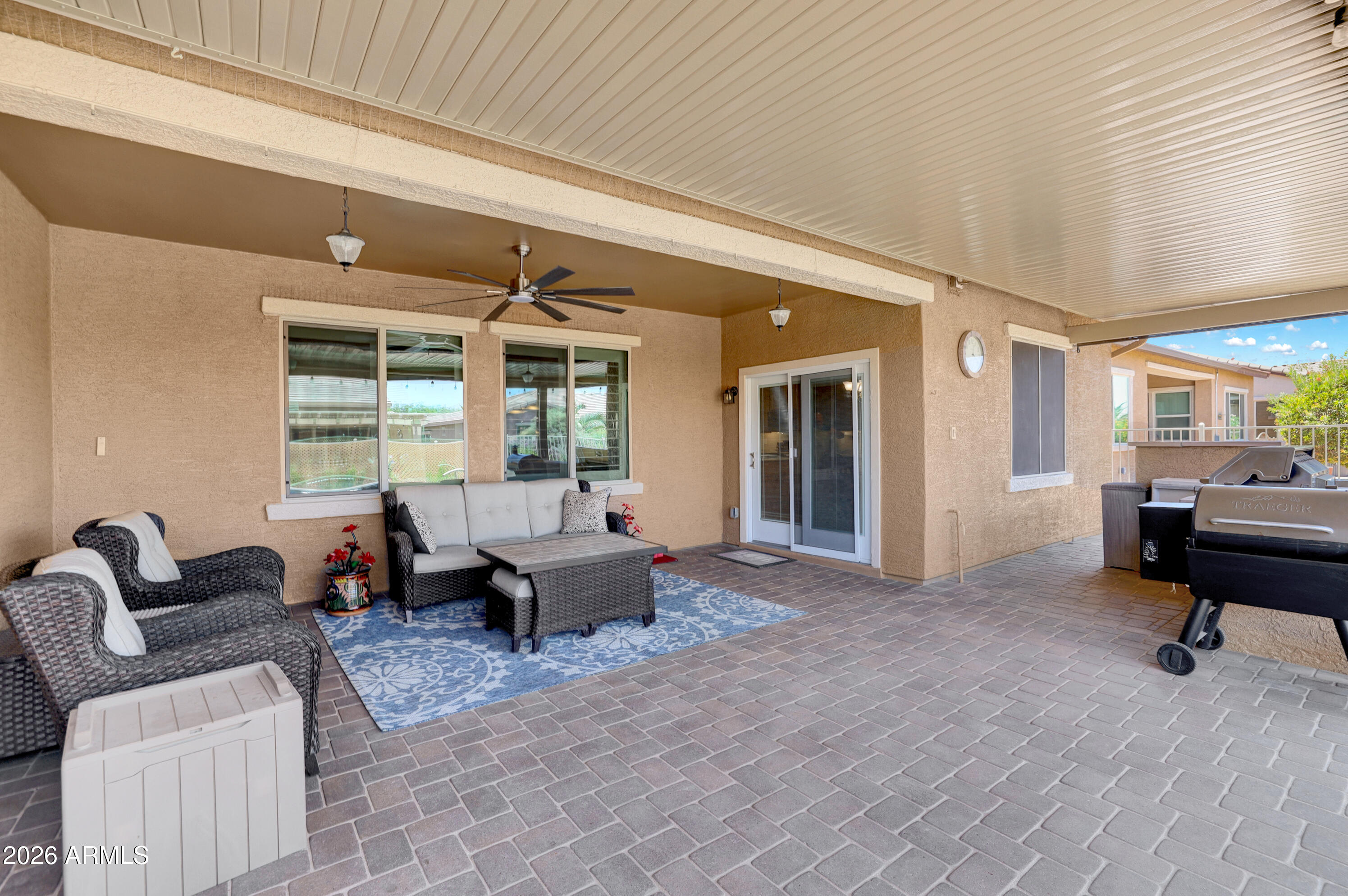 42104 W SOLITARE Drive