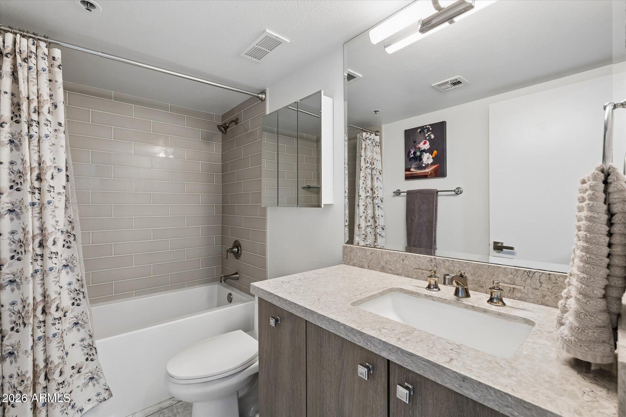 7950 E CAMELBACK Road 202