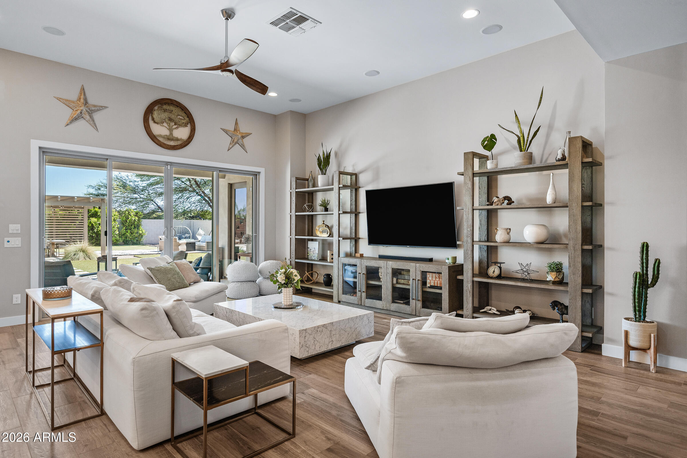 3661 E AZALEA Drive