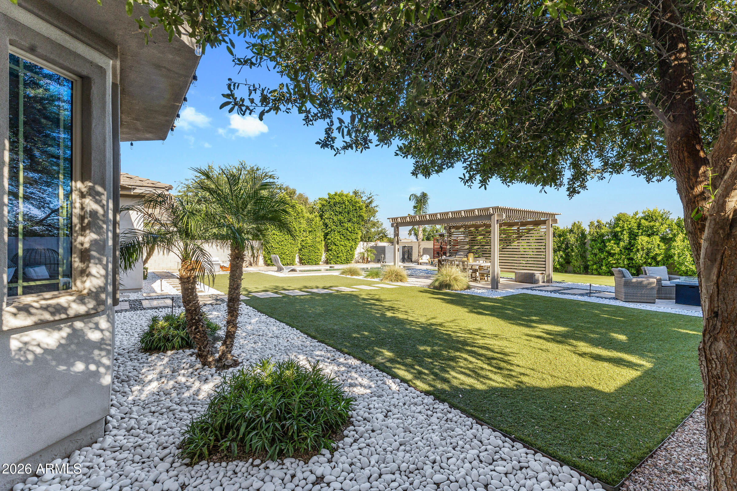 3661 E AZALEA Drive