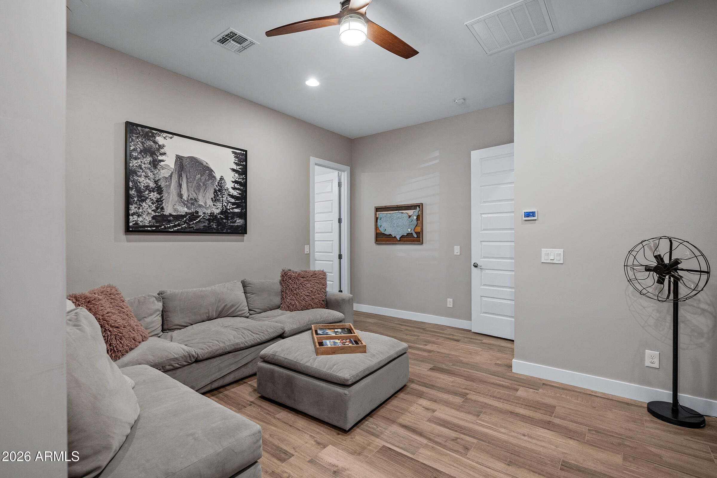 3661 E AZALEA Drive