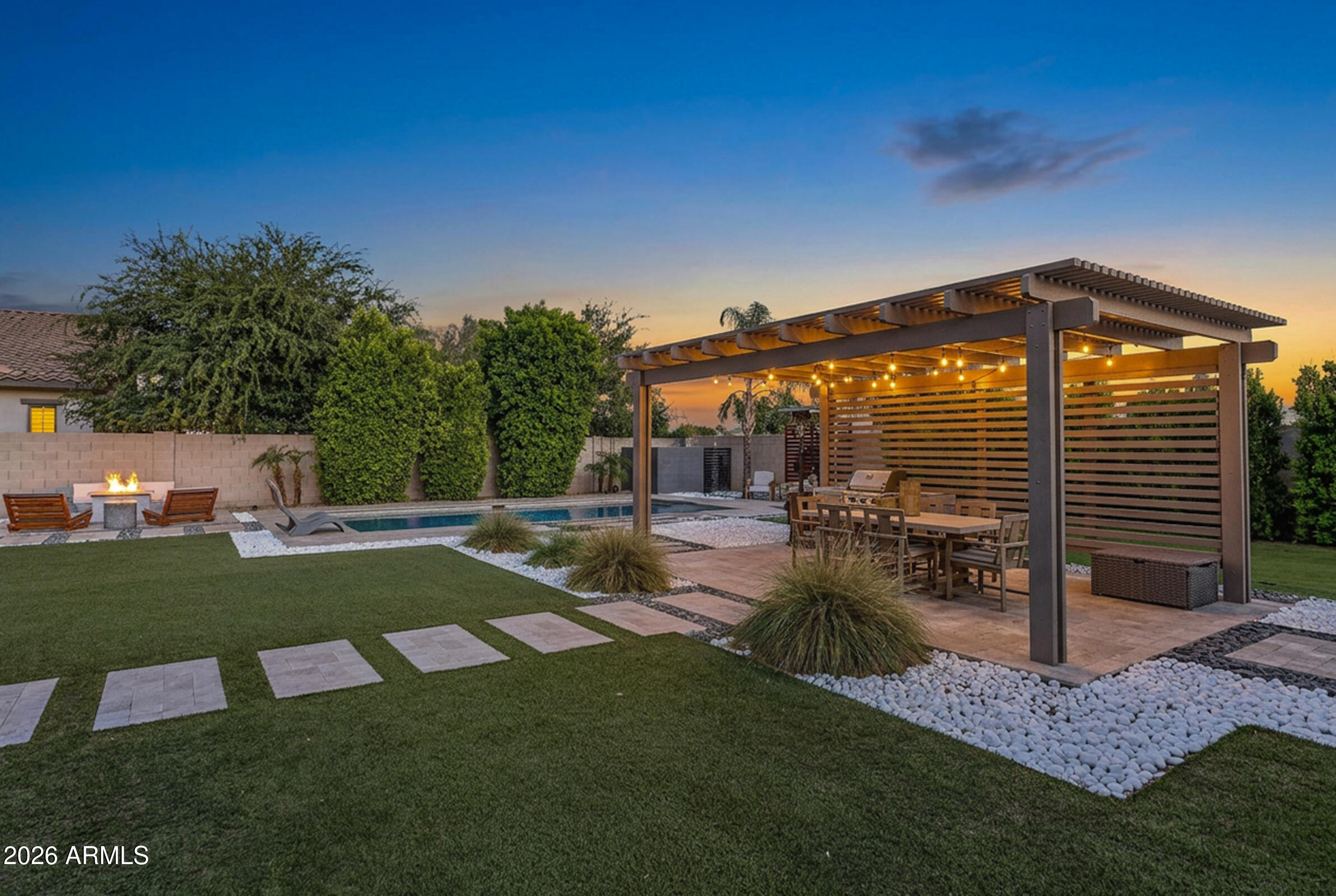 3661 E AZALEA Drive
