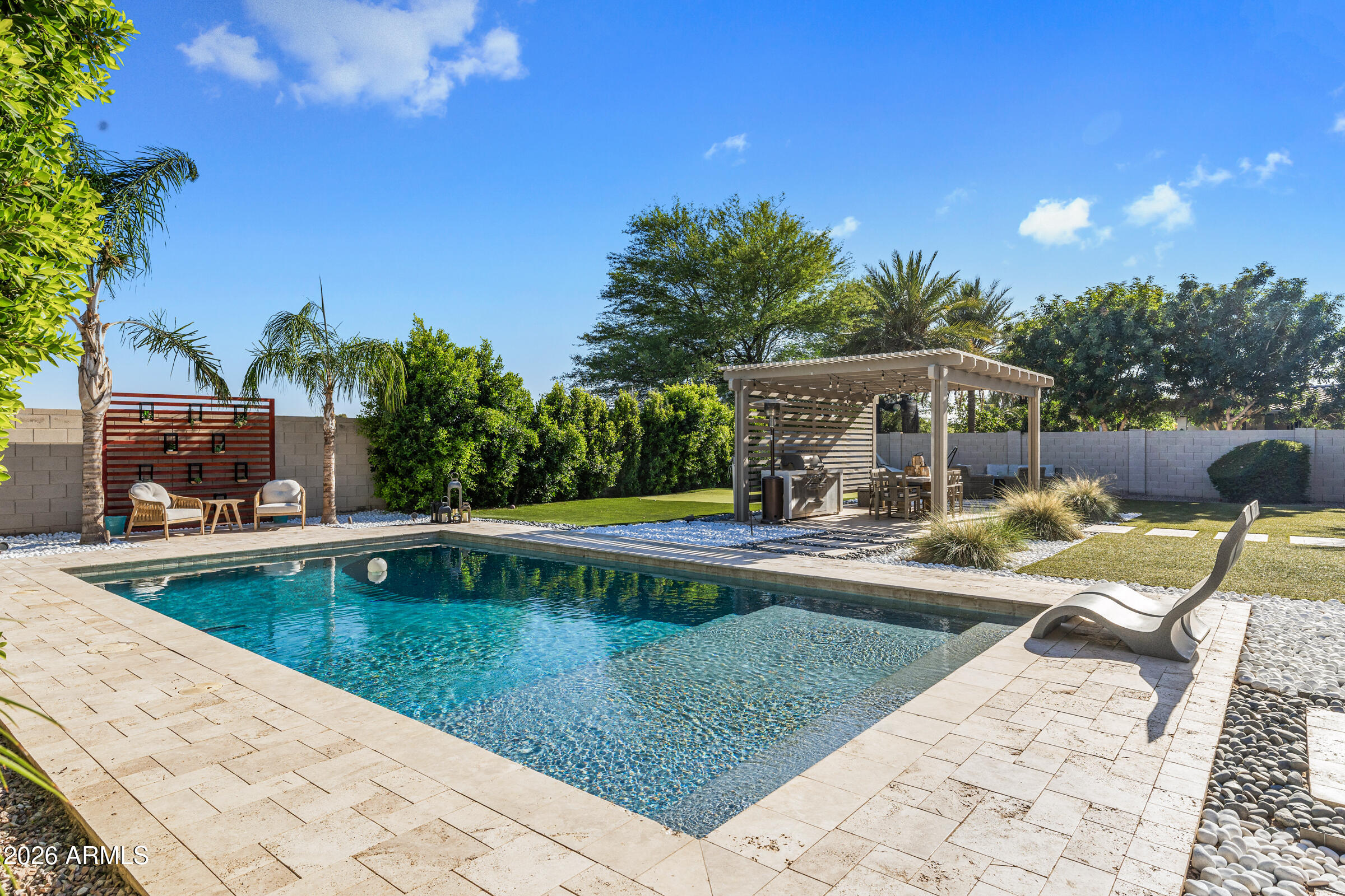 3661 E AZALEA Drive
