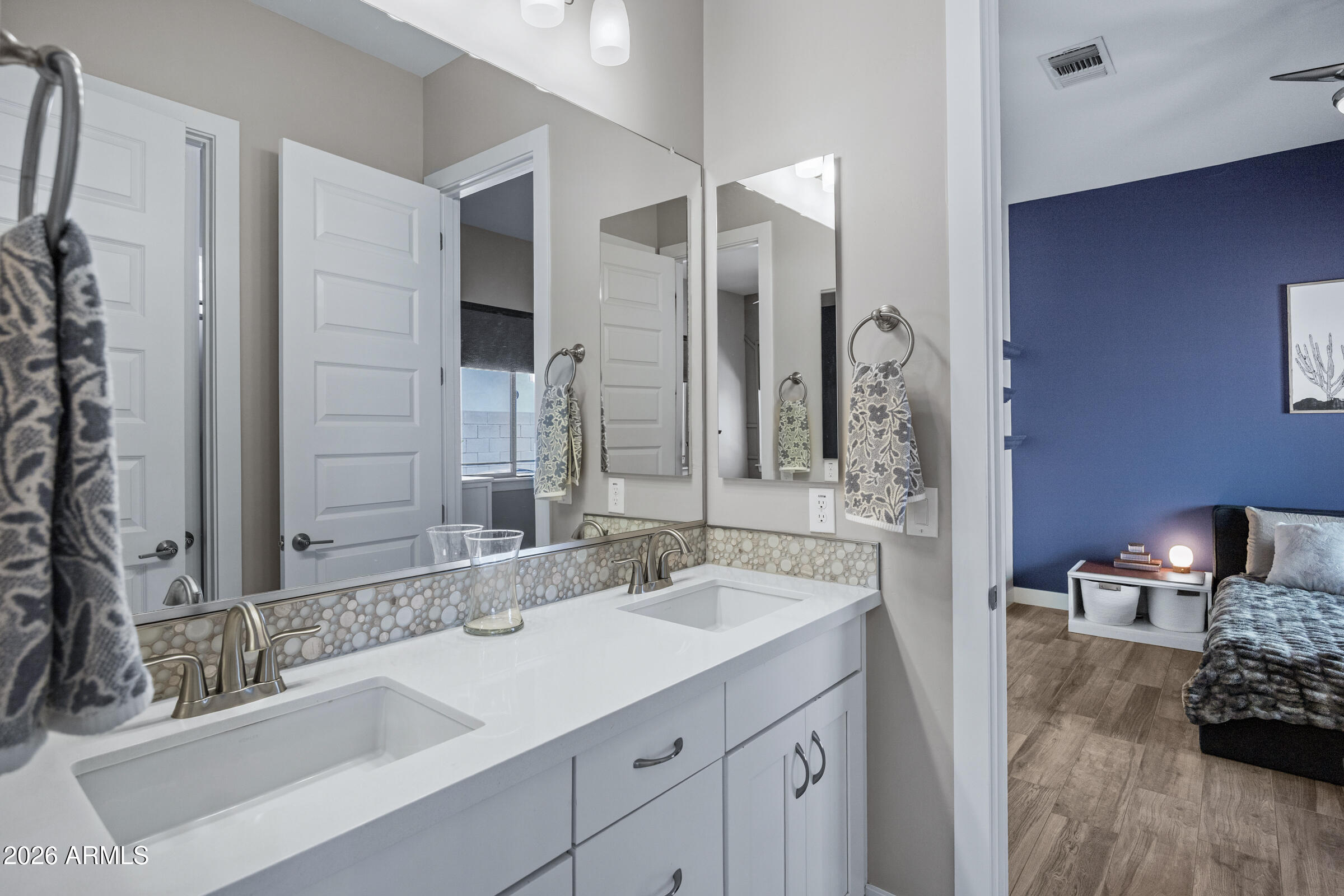3661 E AZALEA Drive