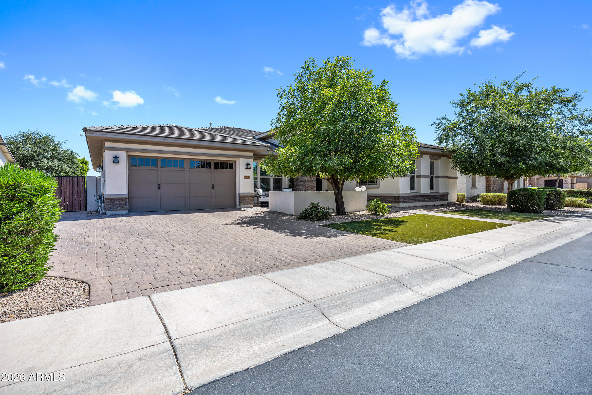 3661 E AZALEA Drive