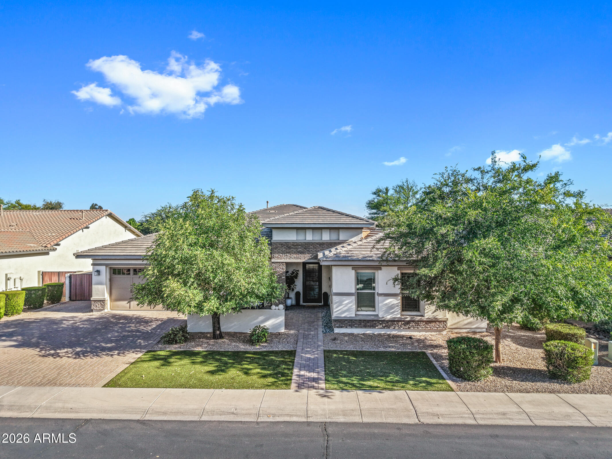 3661 E AZALEA Drive