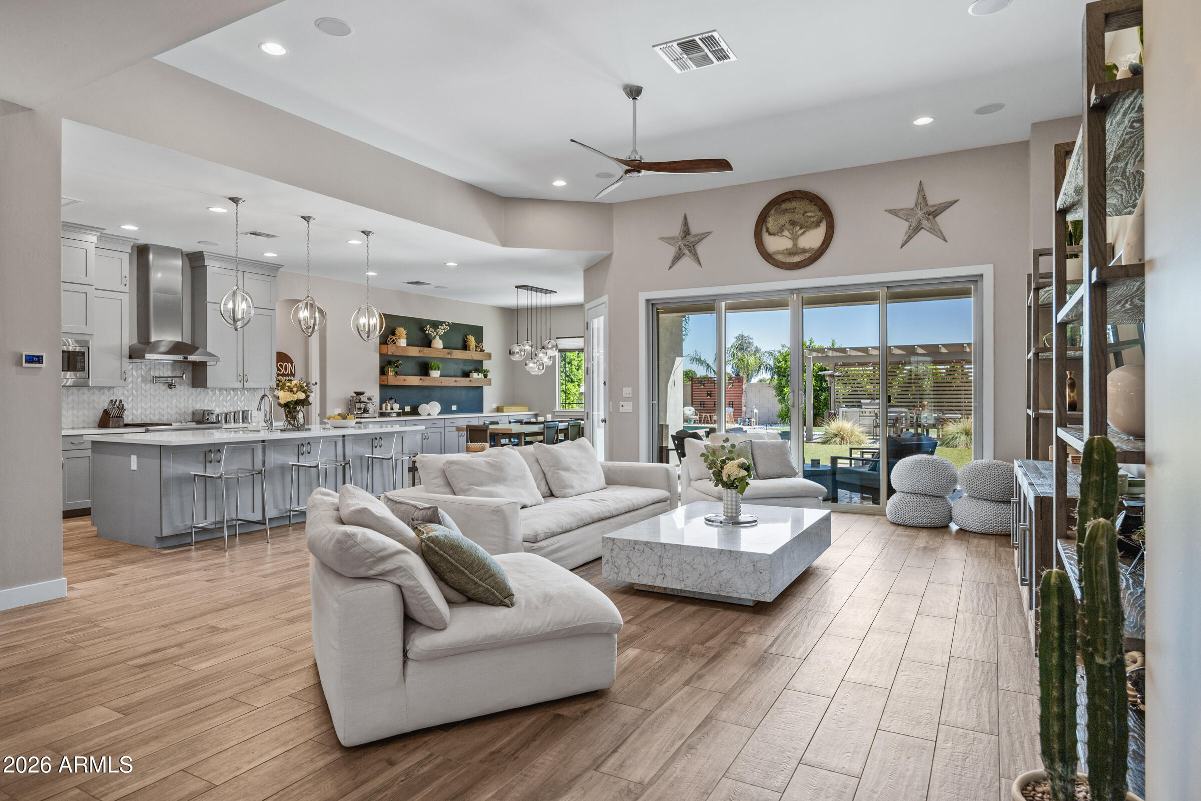 3661 E AZALEA Drive