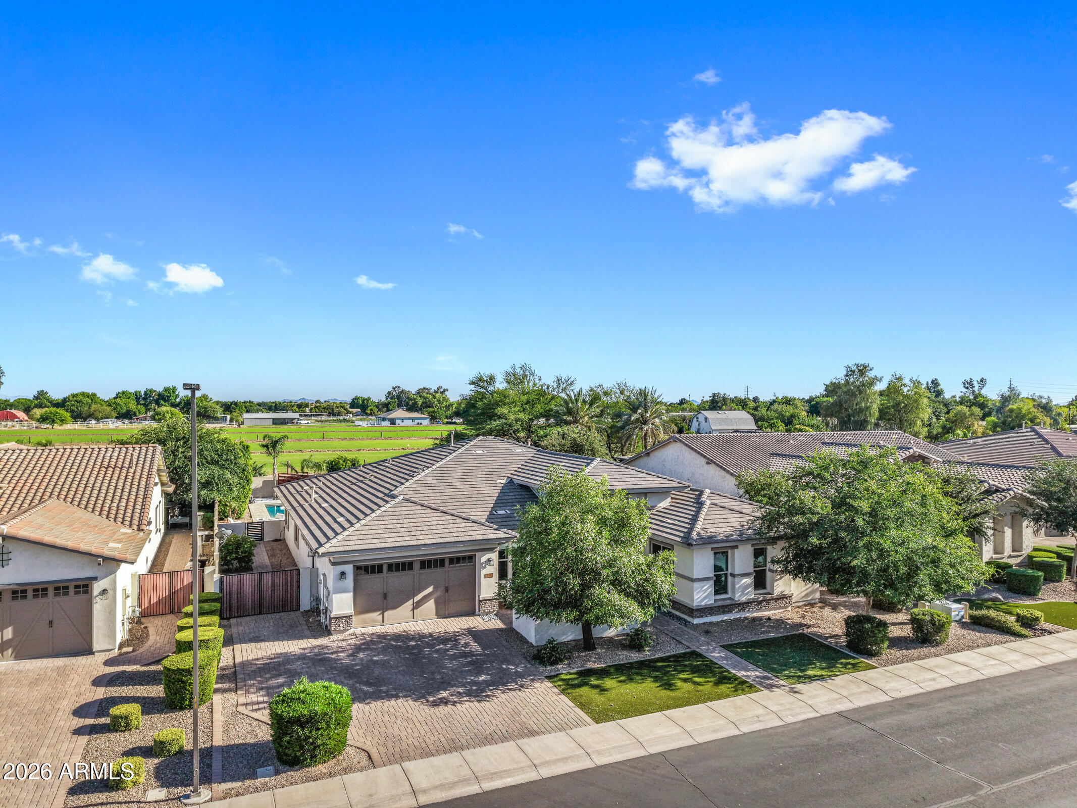 3661 E AZALEA Drive