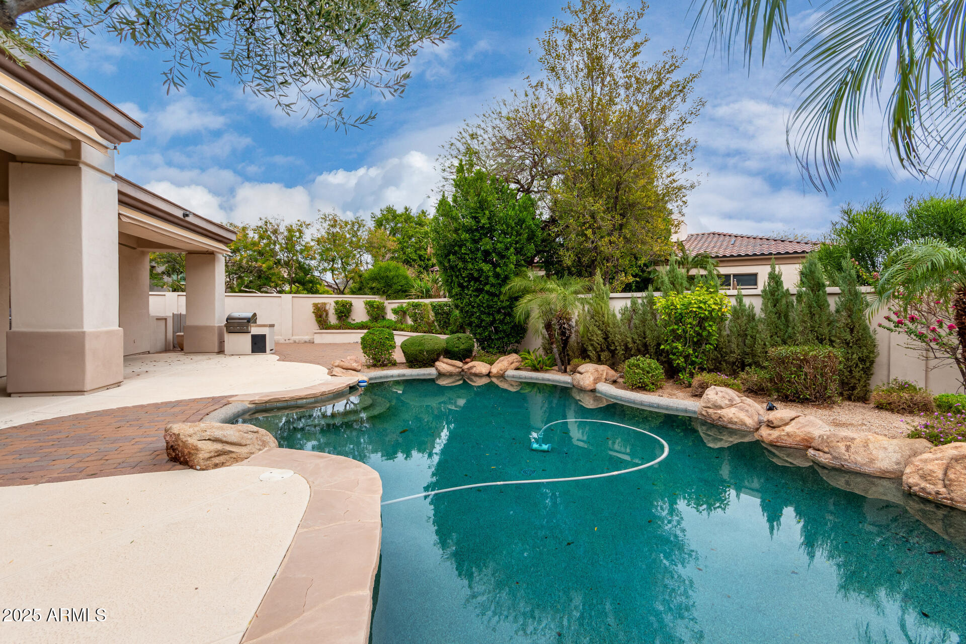 8317 E Feathersong Lane