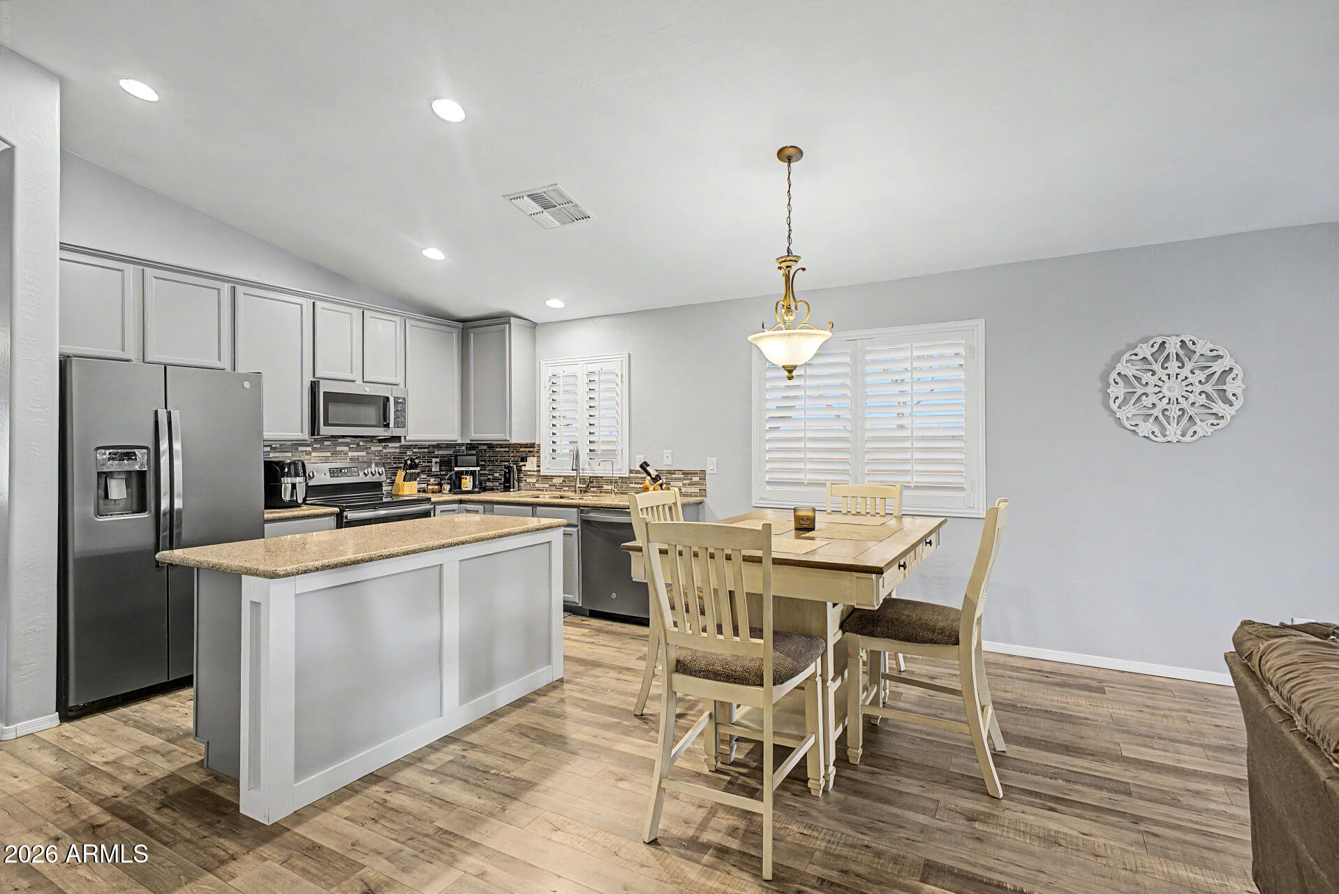 3990 N SPRING MOUNTAIN Trail