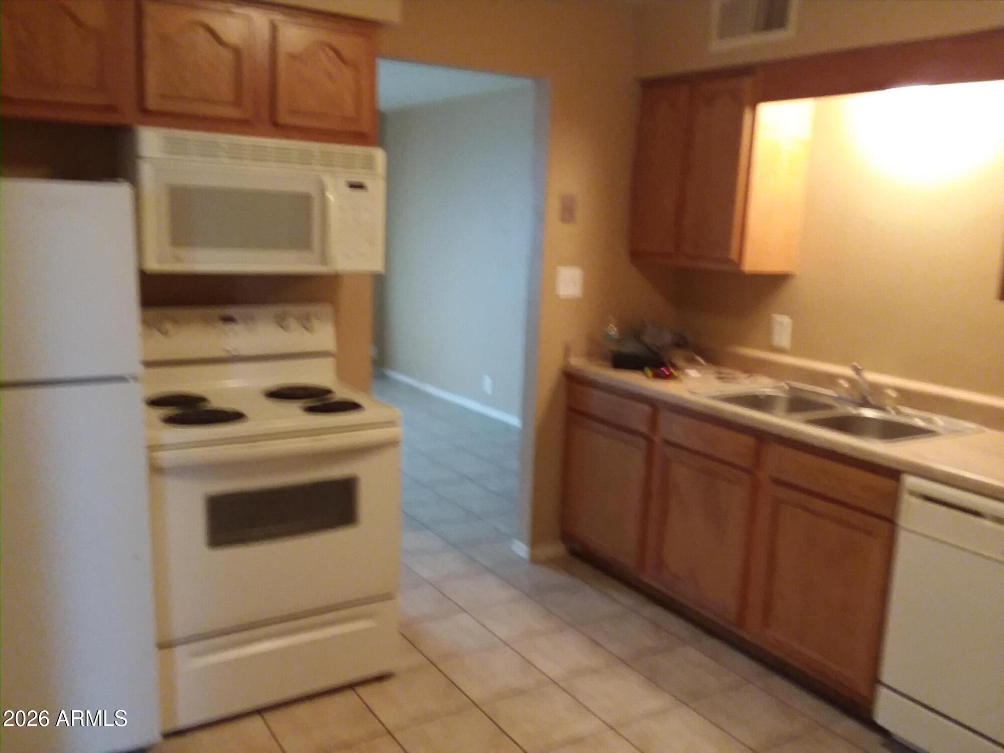 4215 N MAVERICK Drive