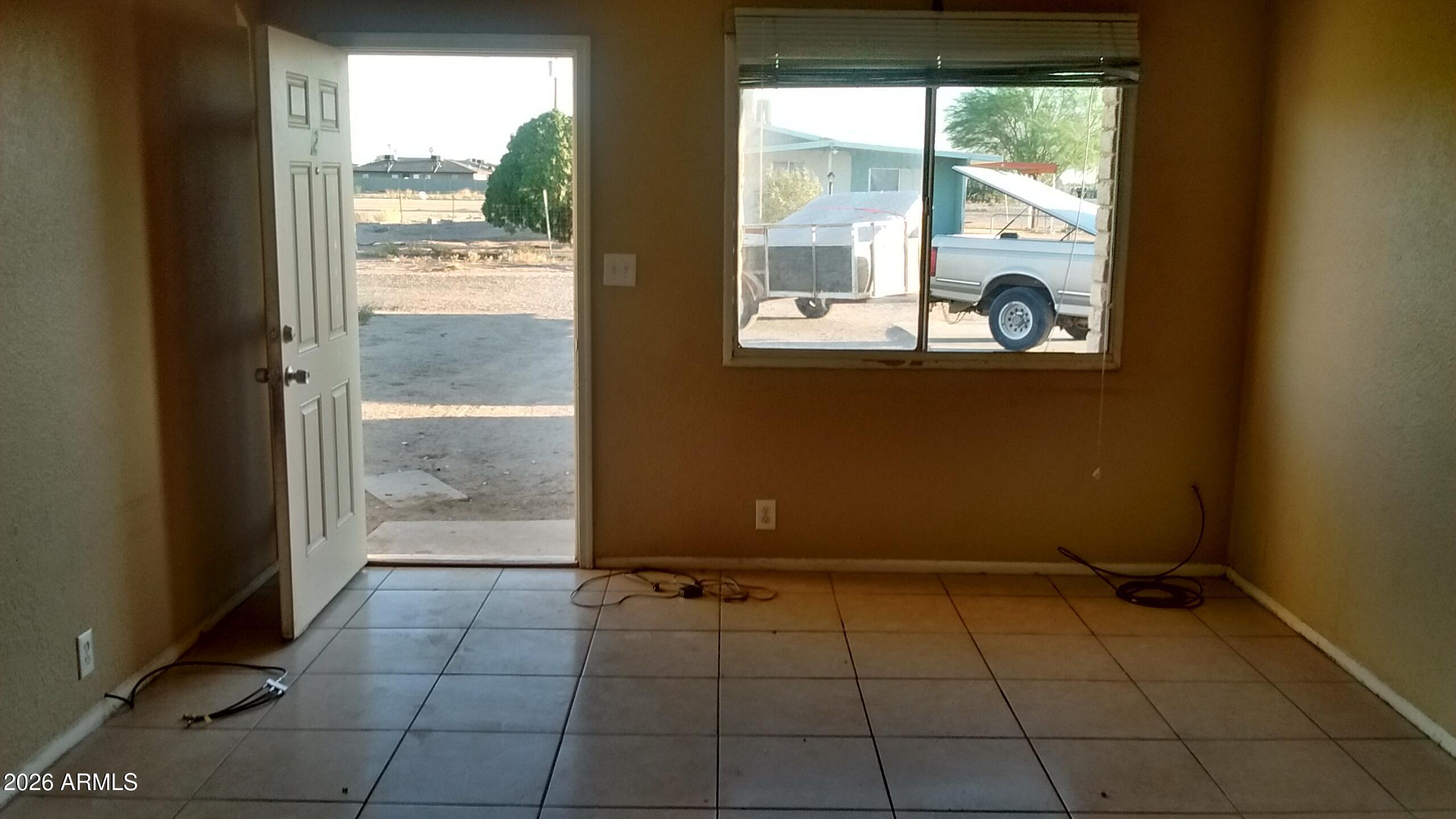 4215 N MAVERICK Drive