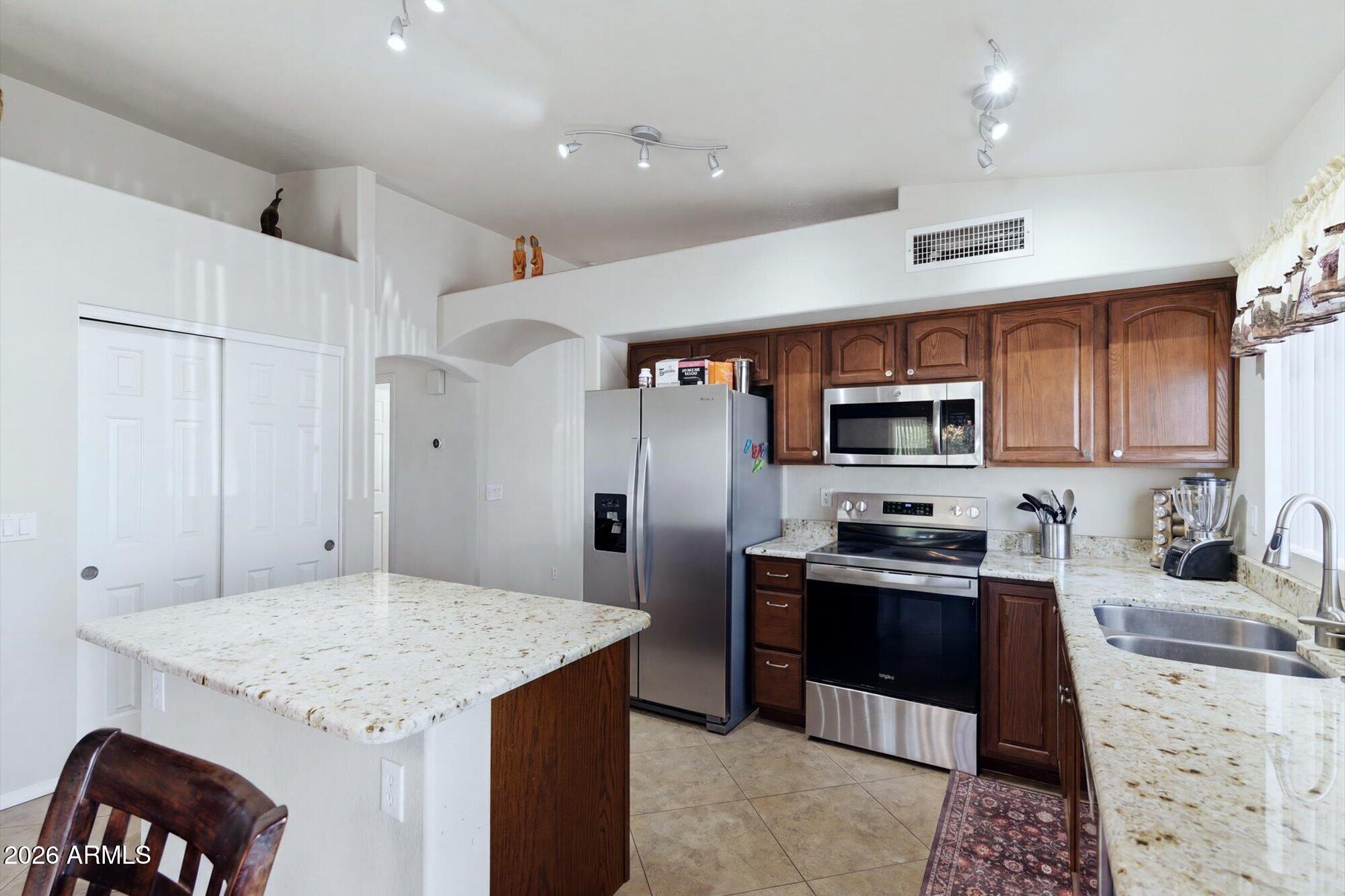 11523 W BIGHORN Court