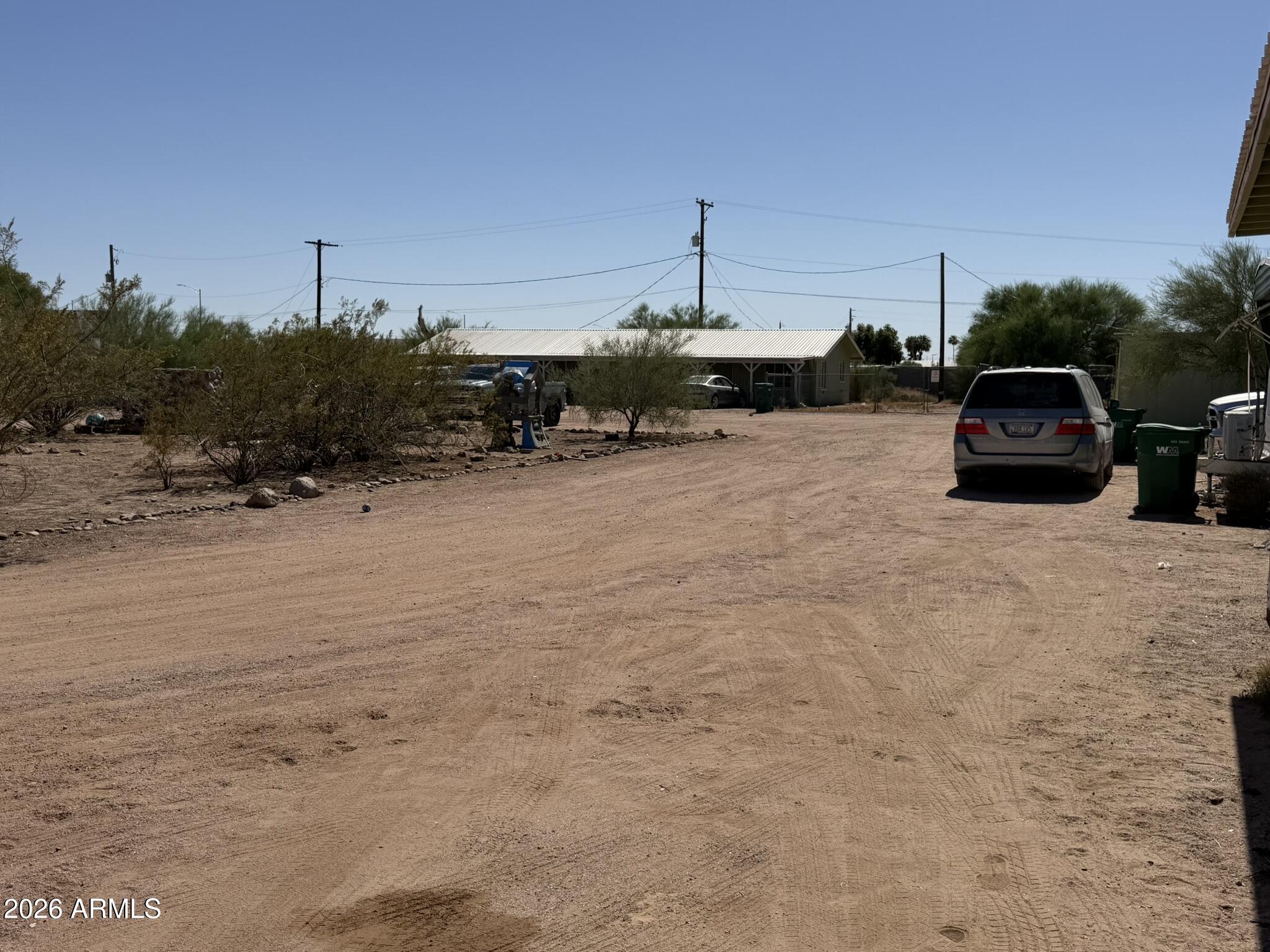 8742 E CAMINO REAL