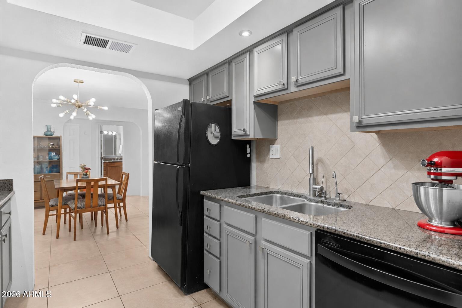 8500 E INDIAN SCHOOL Road 243
