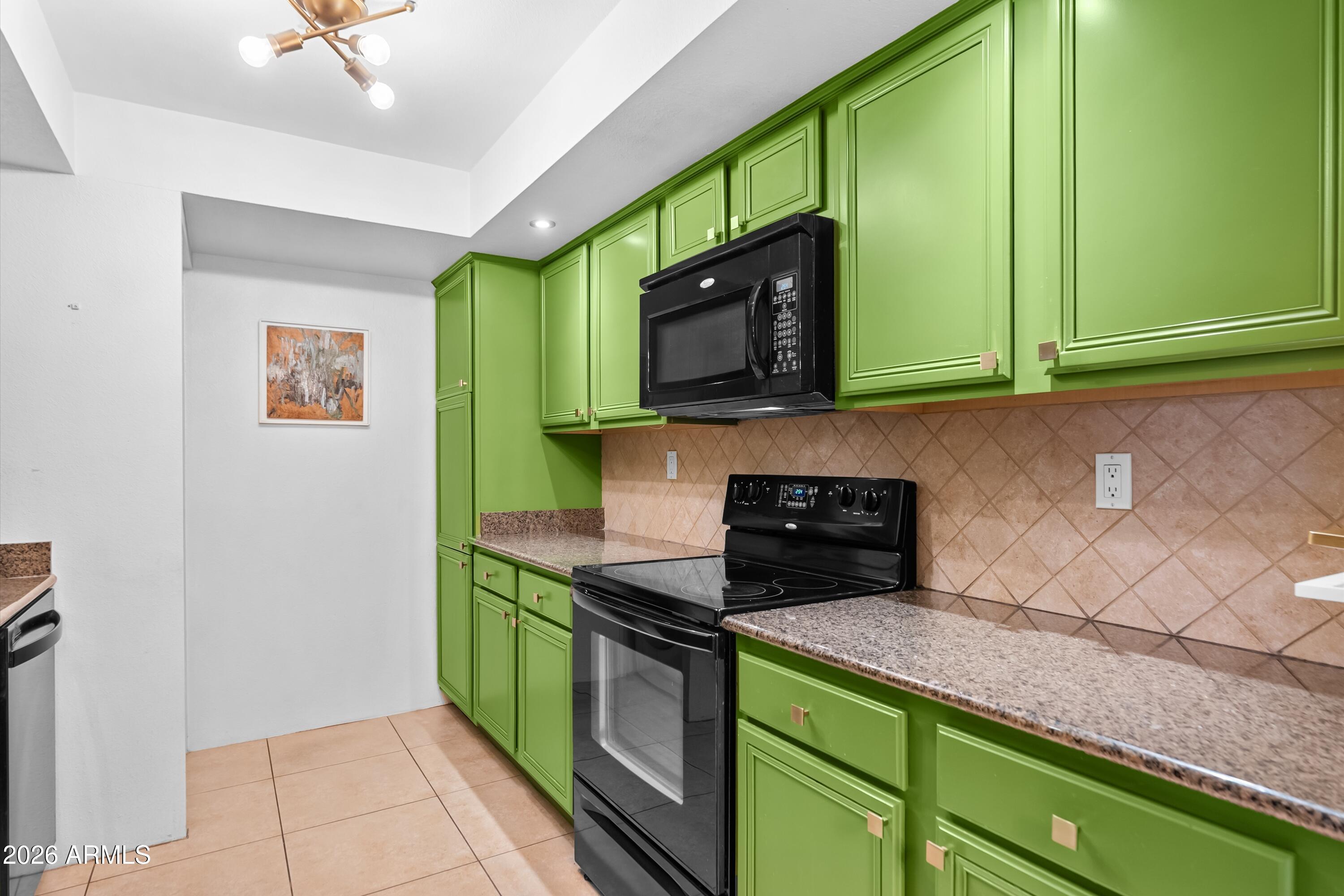 8500 E INDIAN SCHOOL Road 243