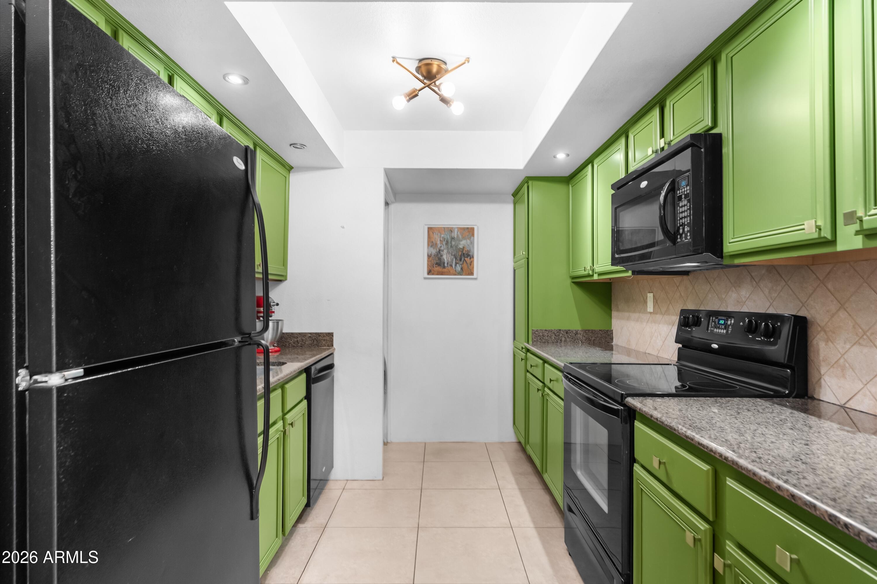 8500 E INDIAN SCHOOL Road 243