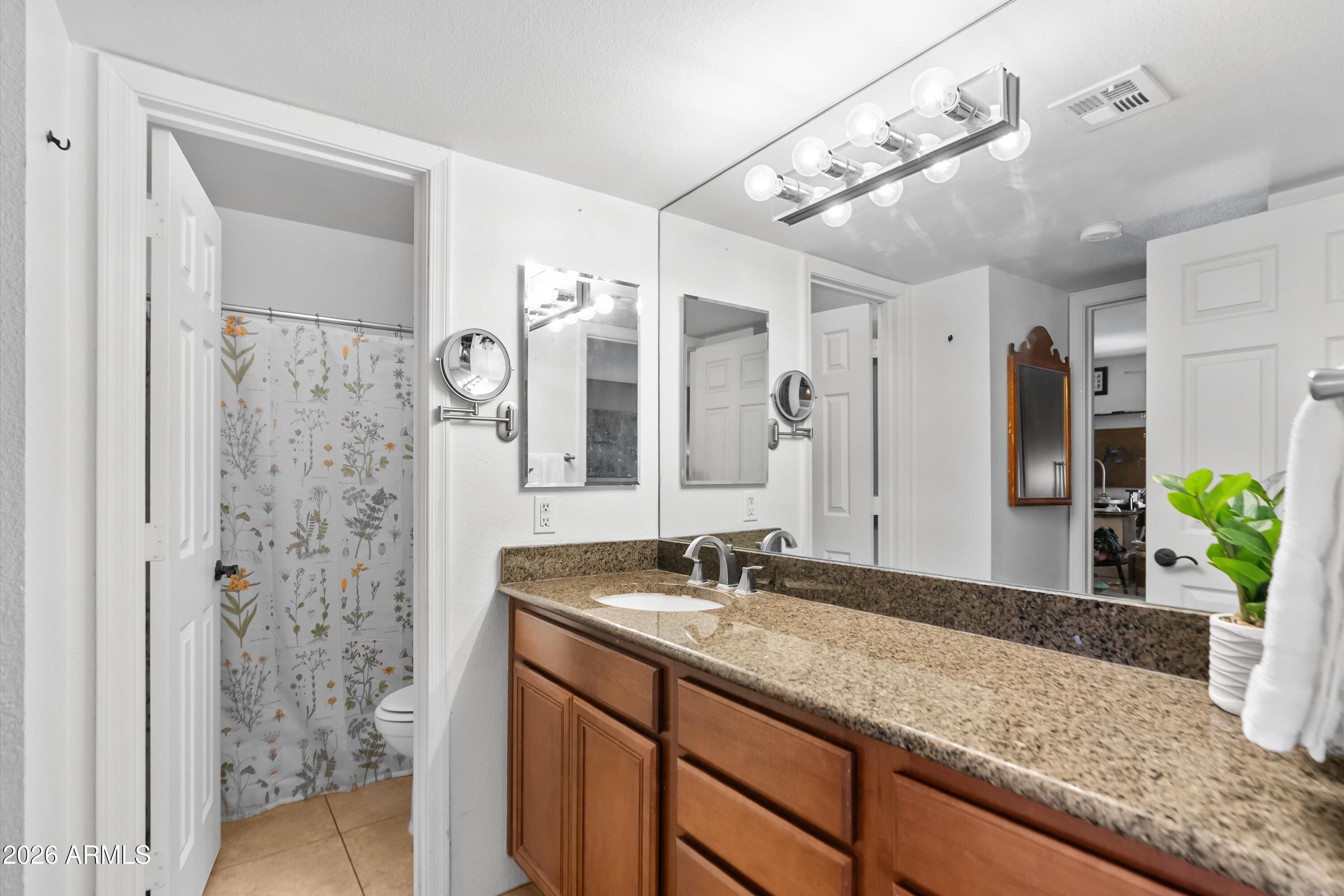 8500 E INDIAN SCHOOL Road 243