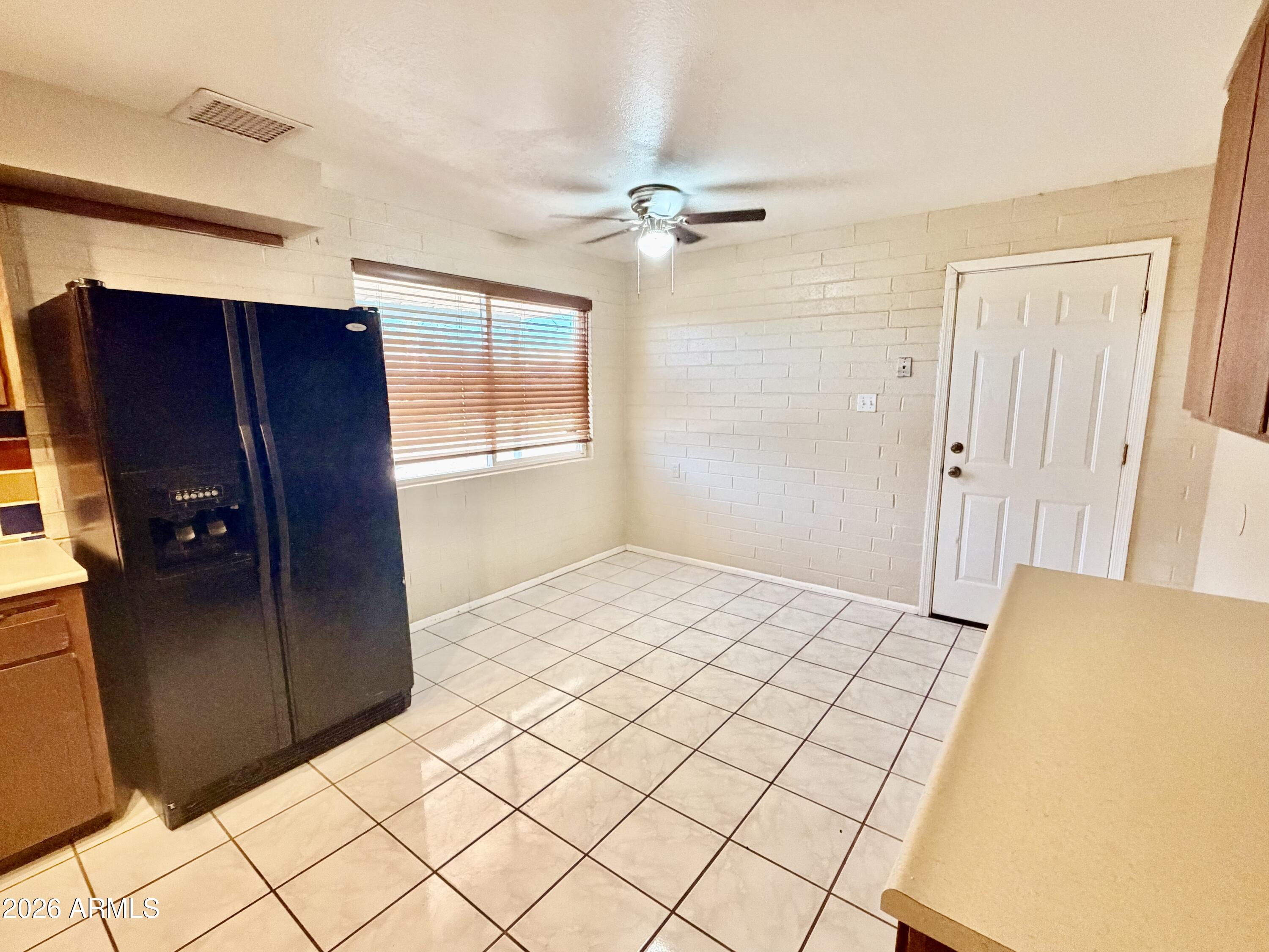 1238 E RODEO Road