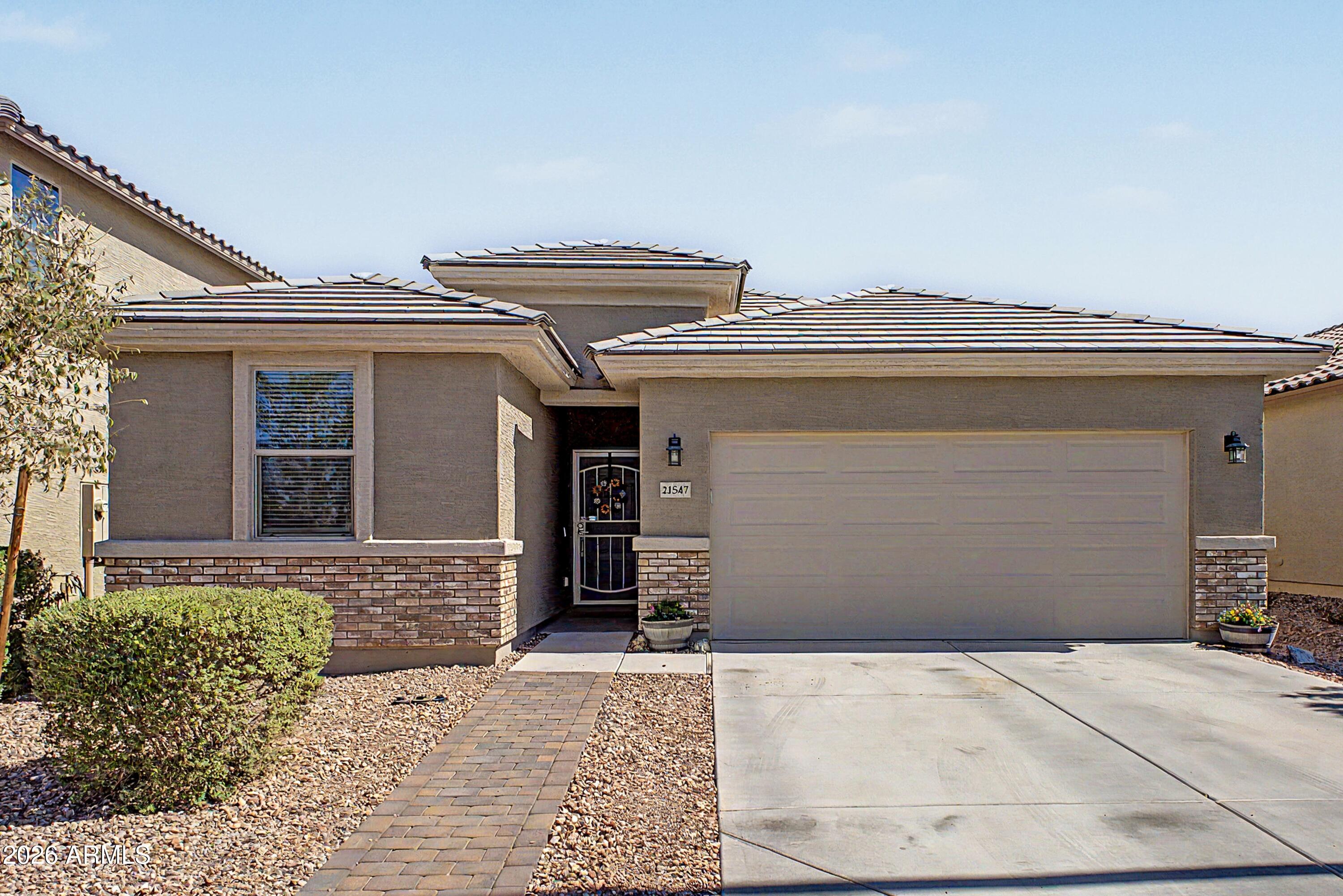 21547 W ASHLEIGH MARIE Street