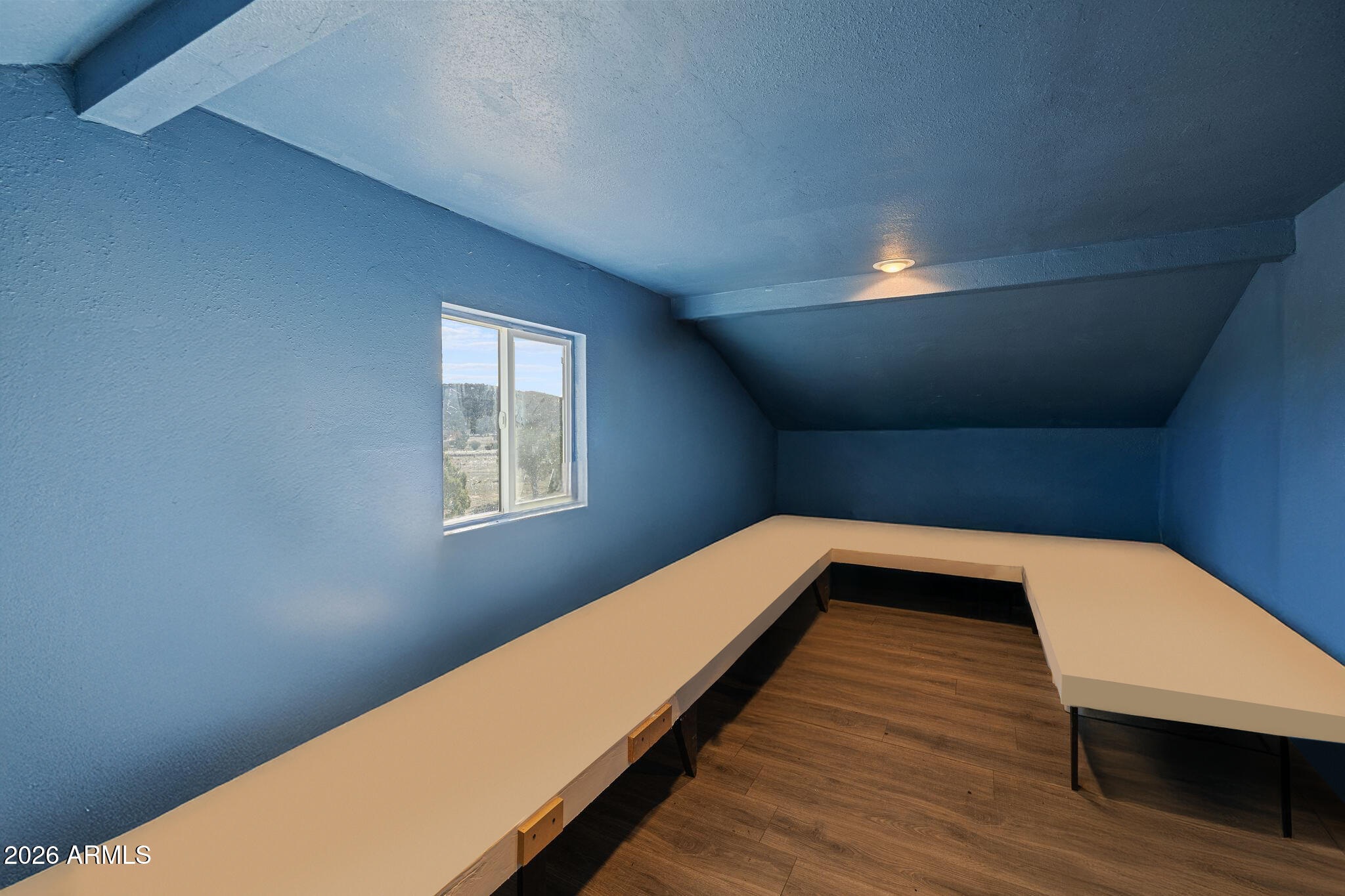 4400 W CARRIAGE Lane
