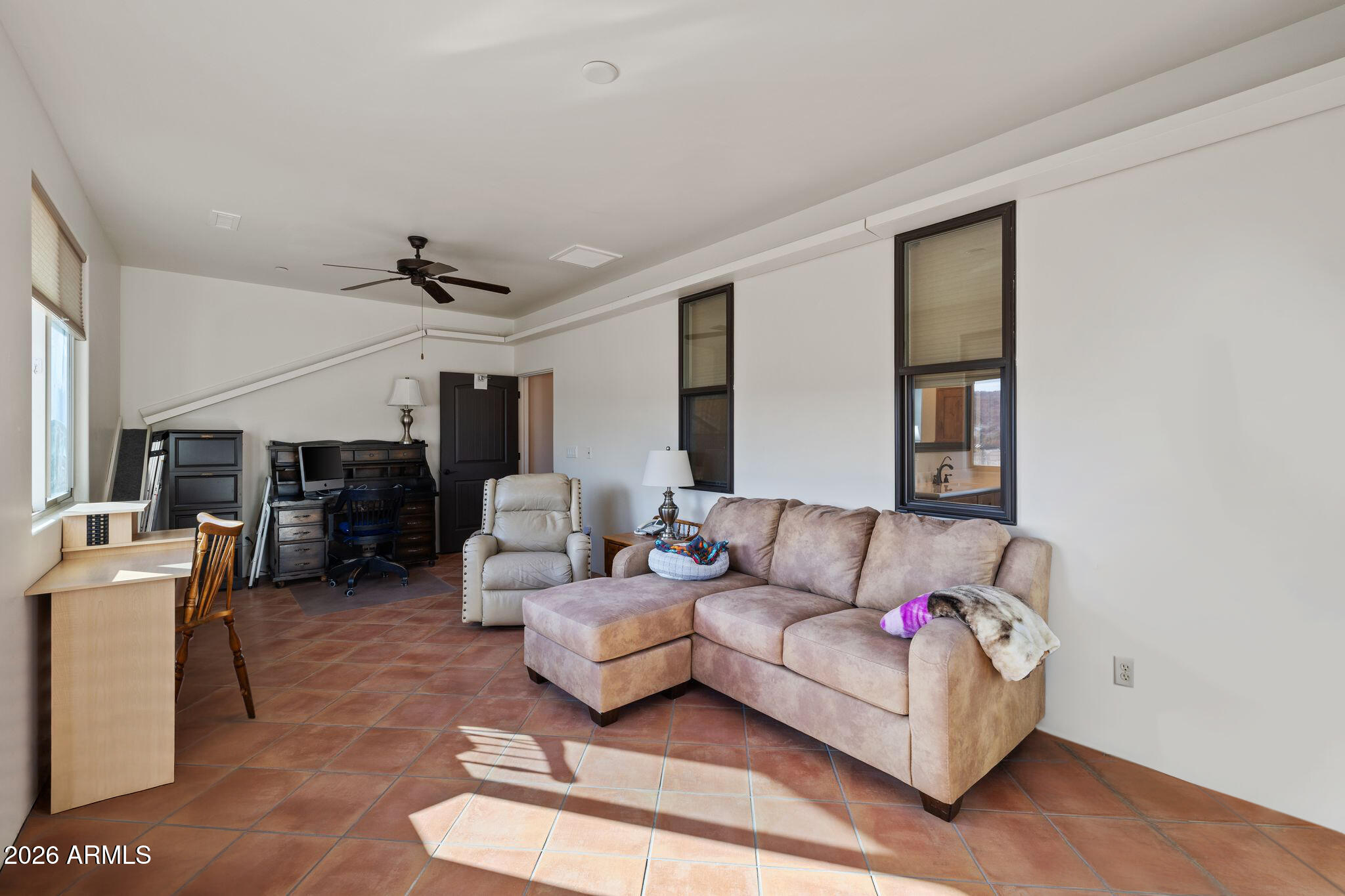 4400 W CARRIAGE Lane