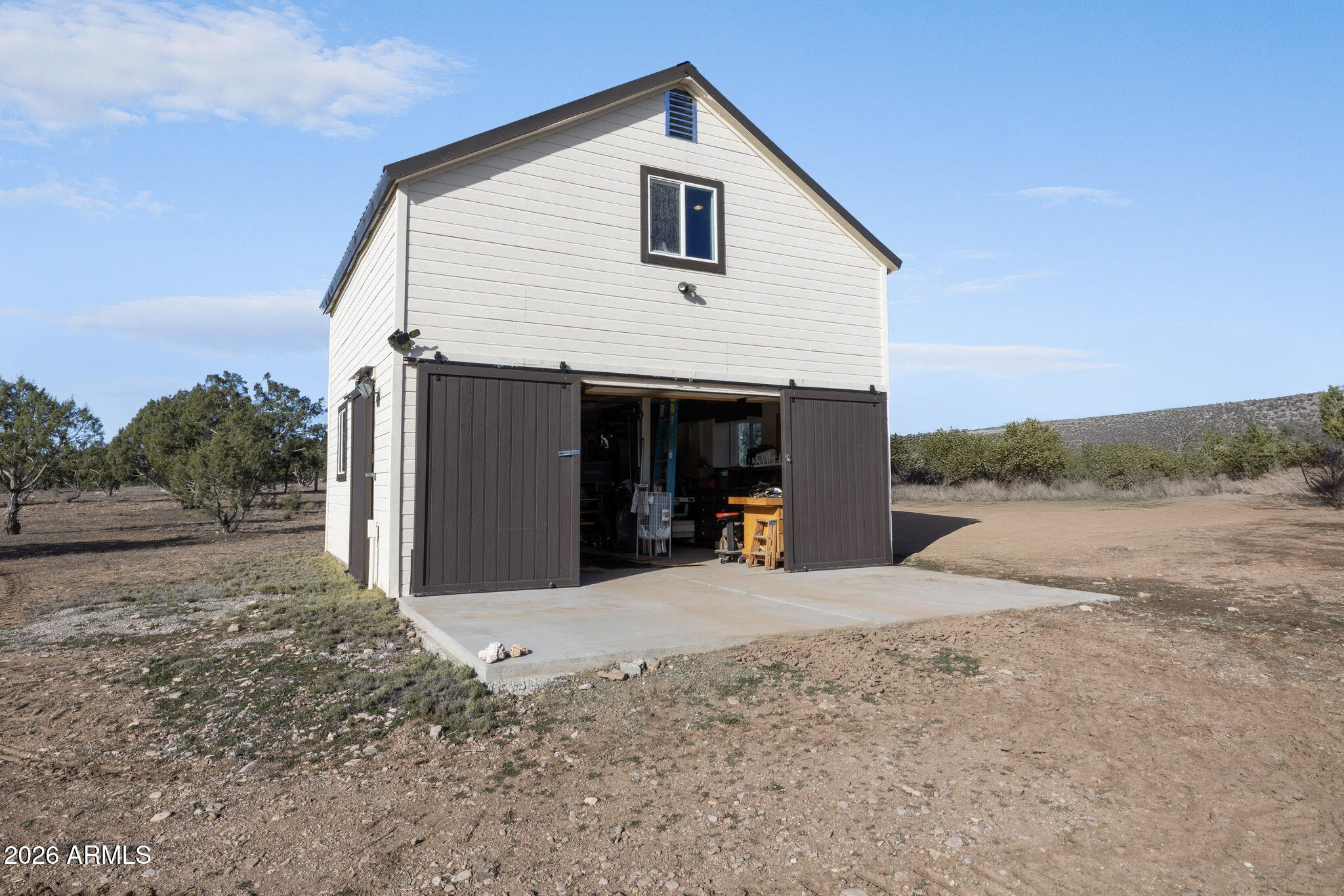 4400 W CARRIAGE Lane