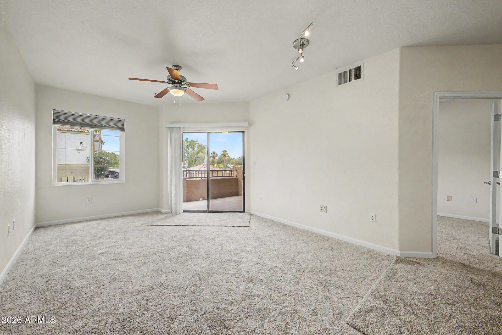 5302 E VAN BUREN Street 2036