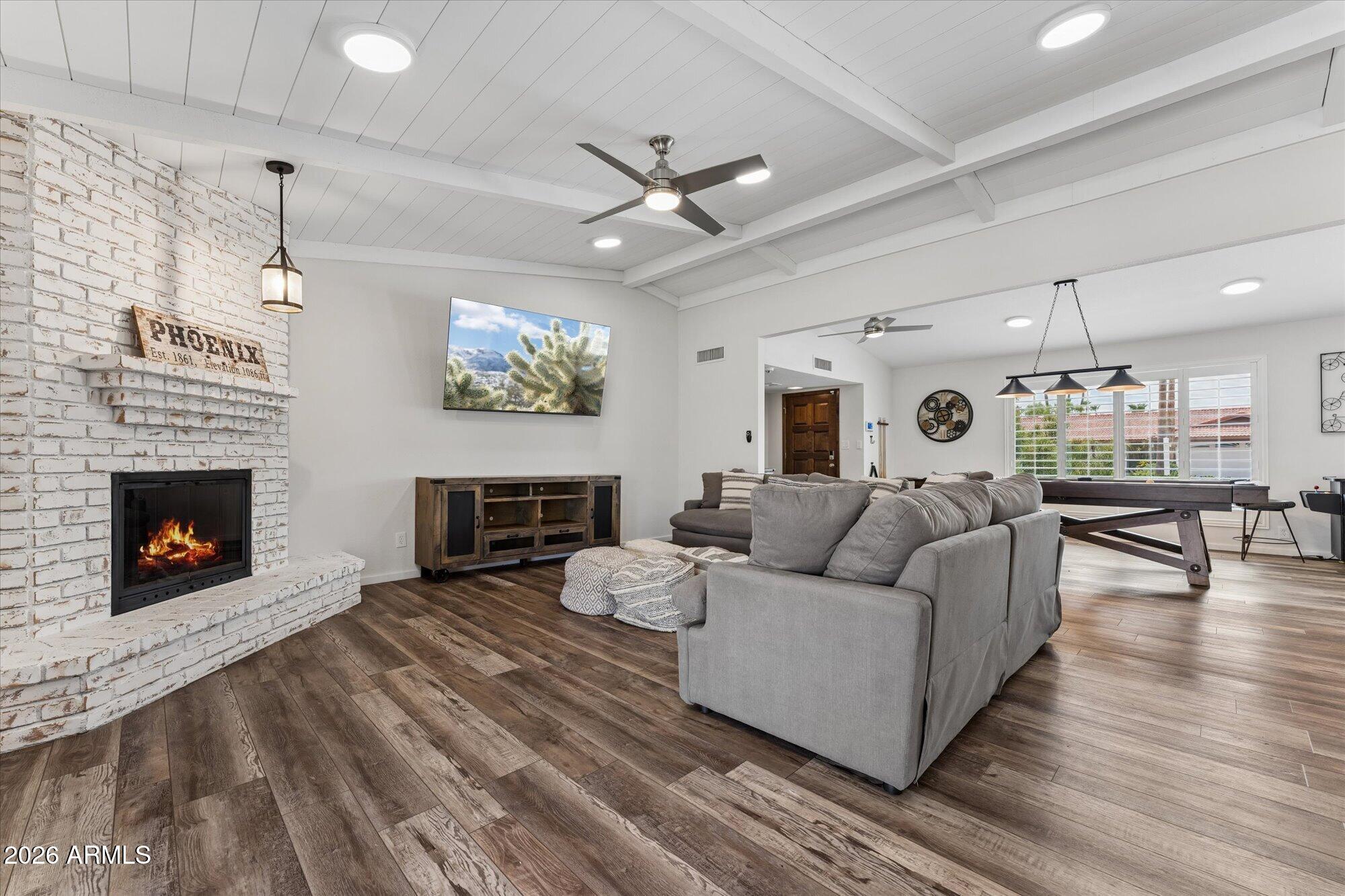 502 E LE MARCHE Avenue