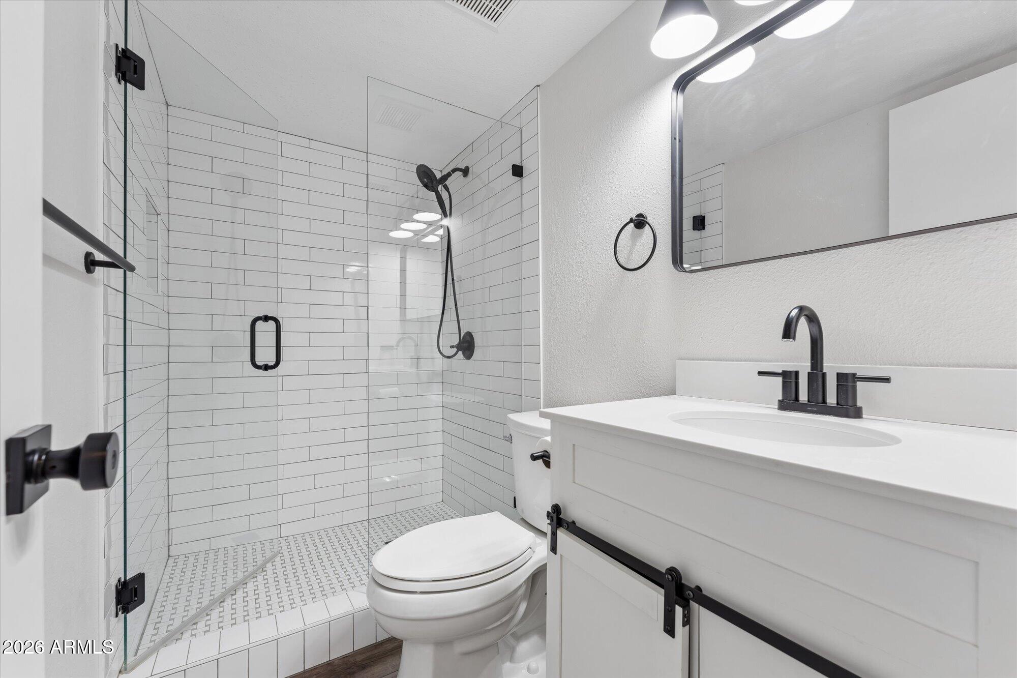502 E LE MARCHE Avenue