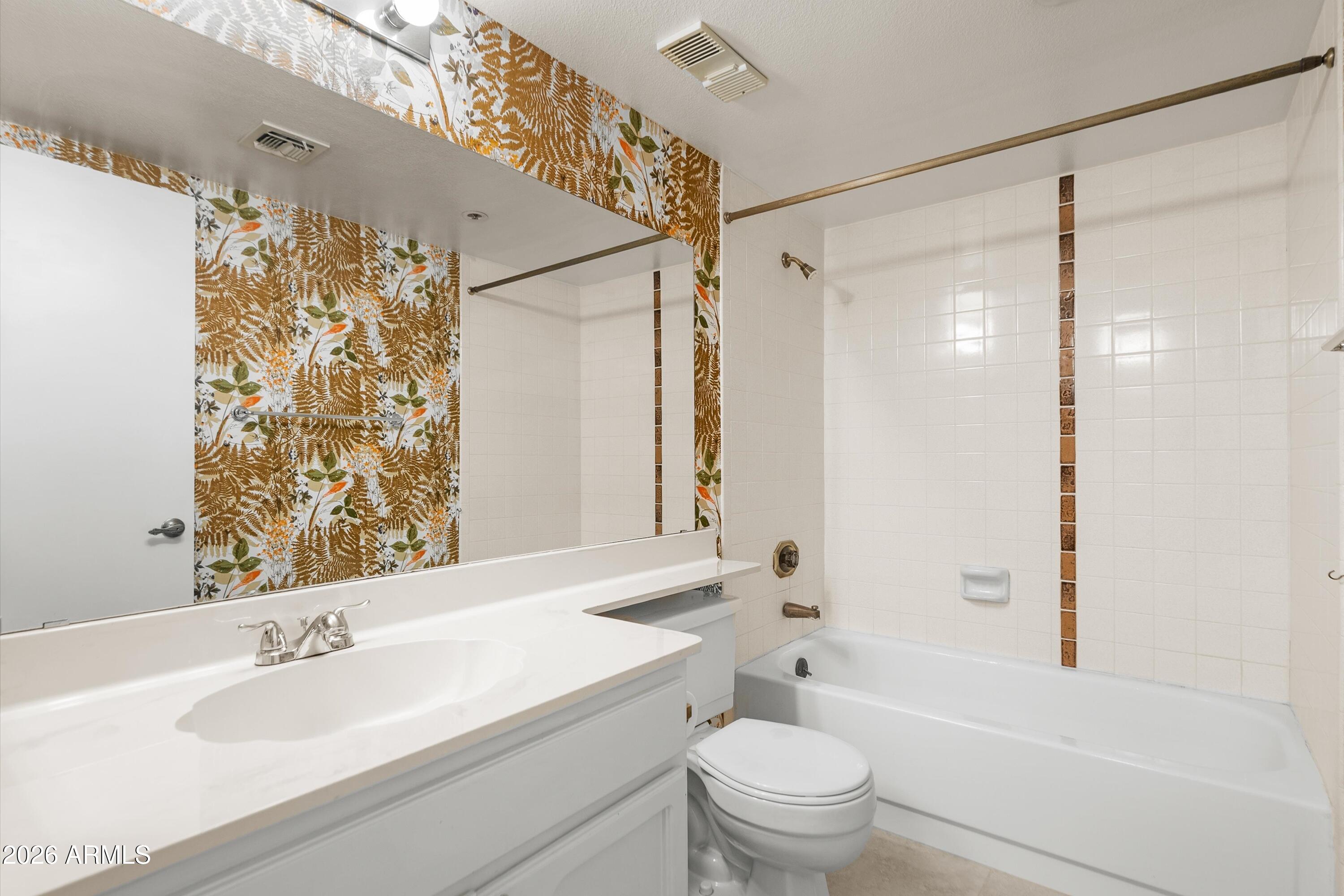 7950 E CAMELBACK Road 205