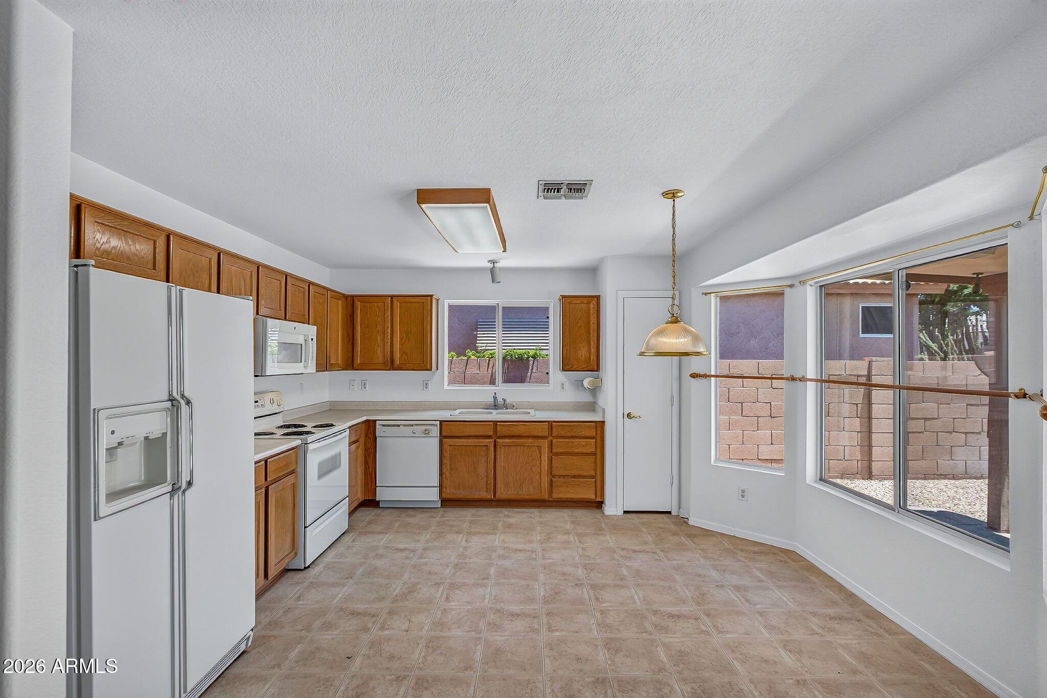 10263 W MOHAWK Lane
