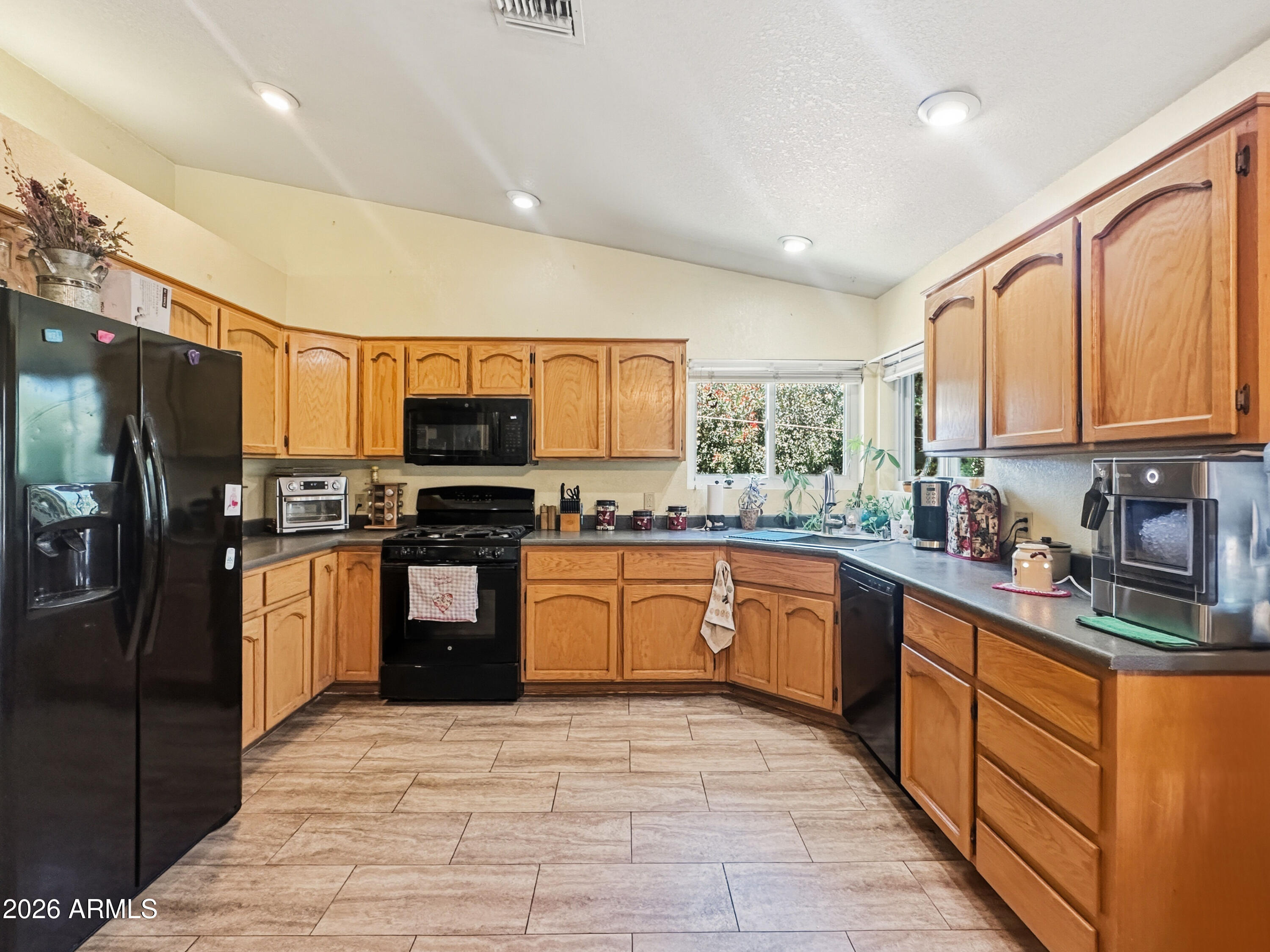 1203 S Settlers Circle