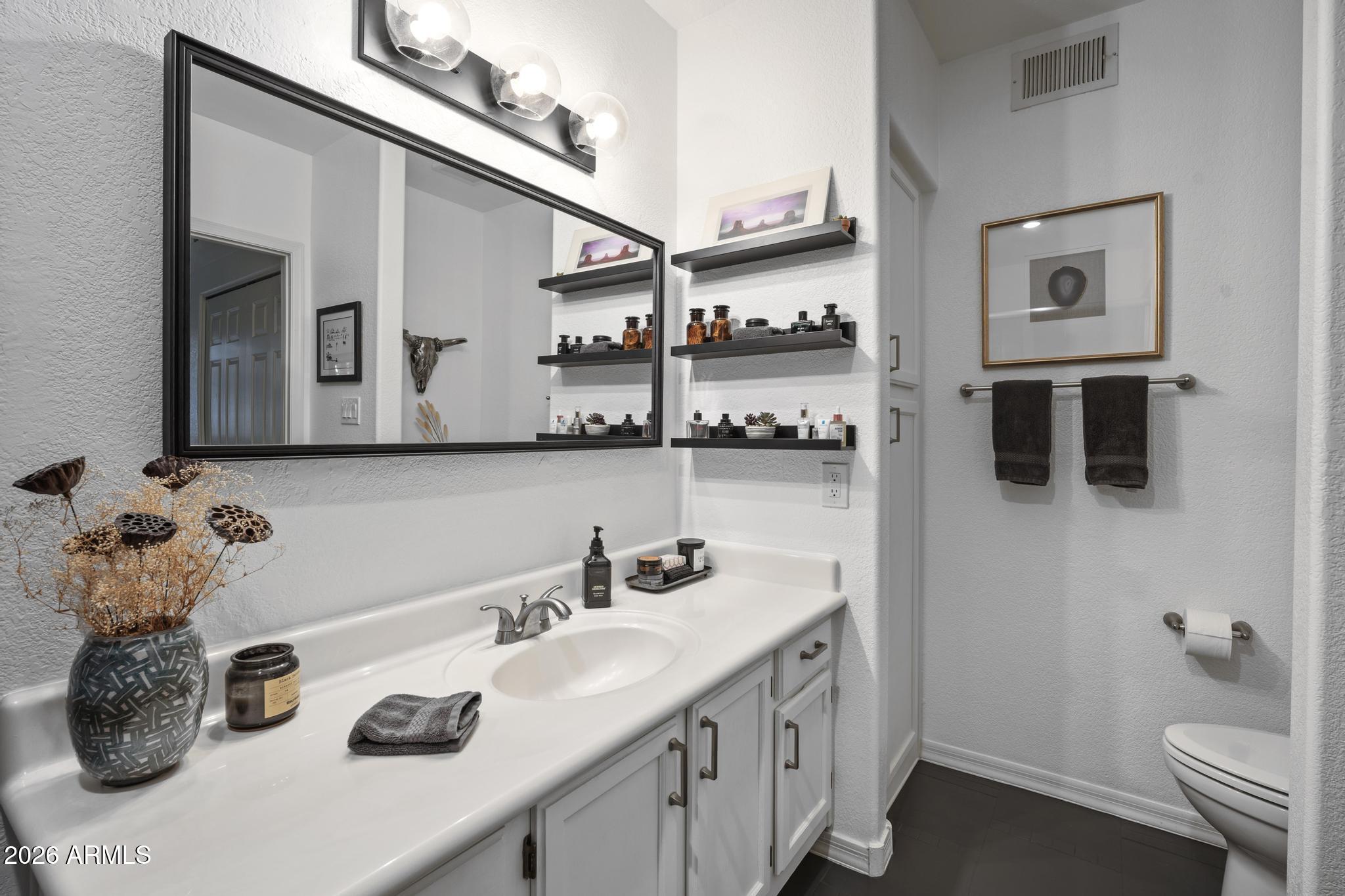 10101 N ARABIAN Trail N 2020