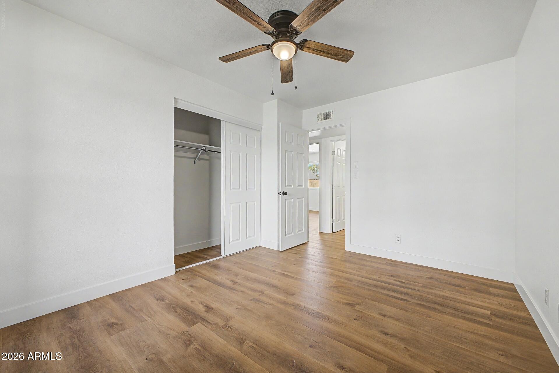 3508 E LARKSPUR Drive