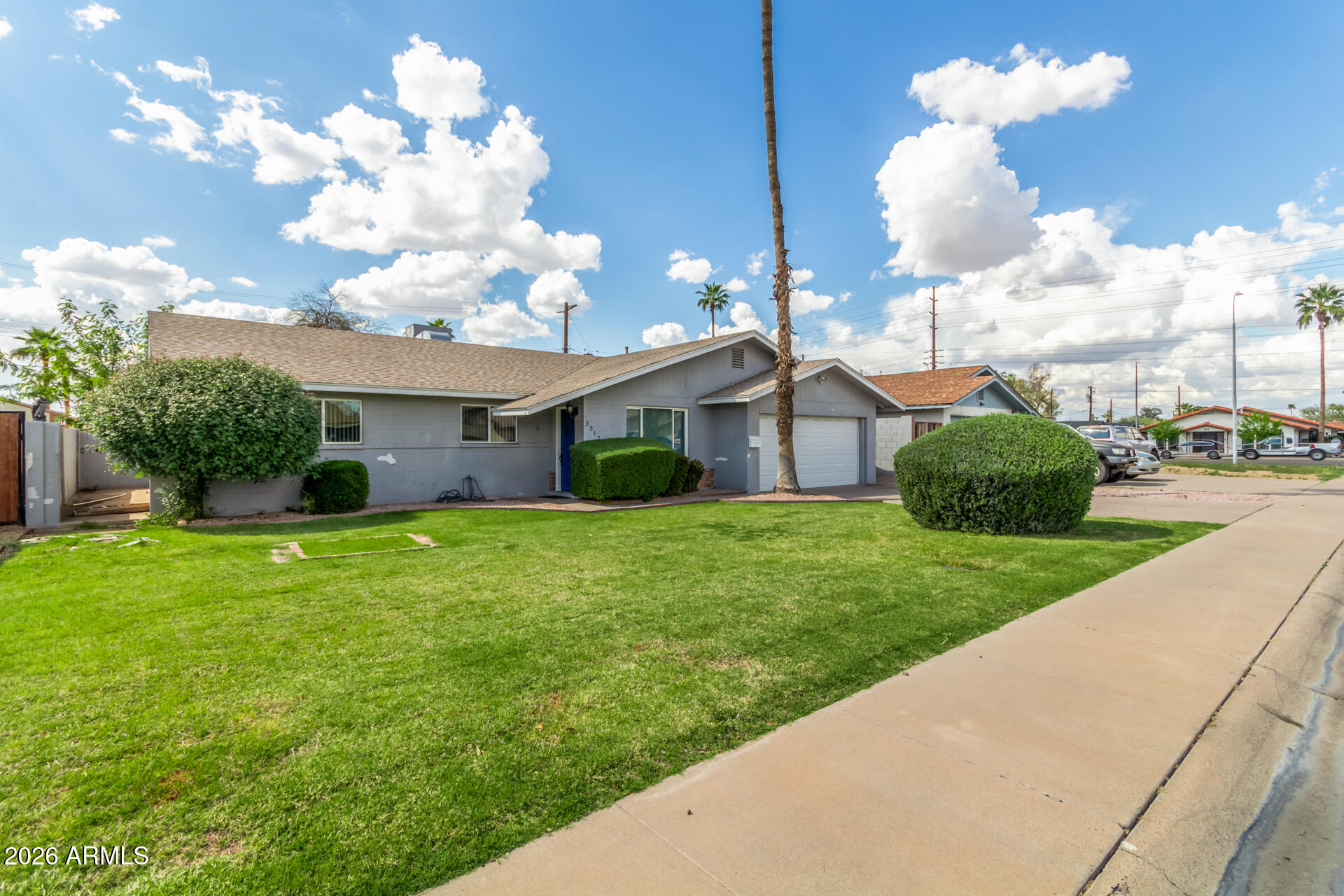 3312 S VENTURA Drive
