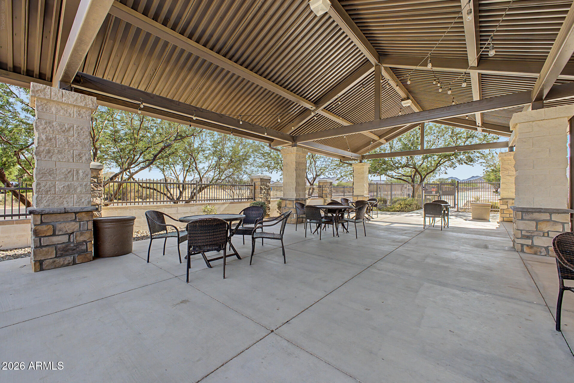 2409 W ALLENS PEAK Drive