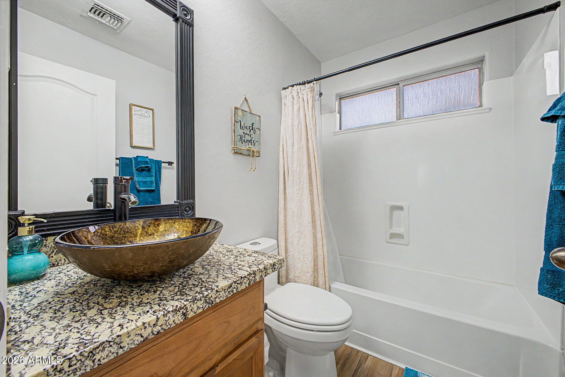 879 W HOLSTEIN Trail