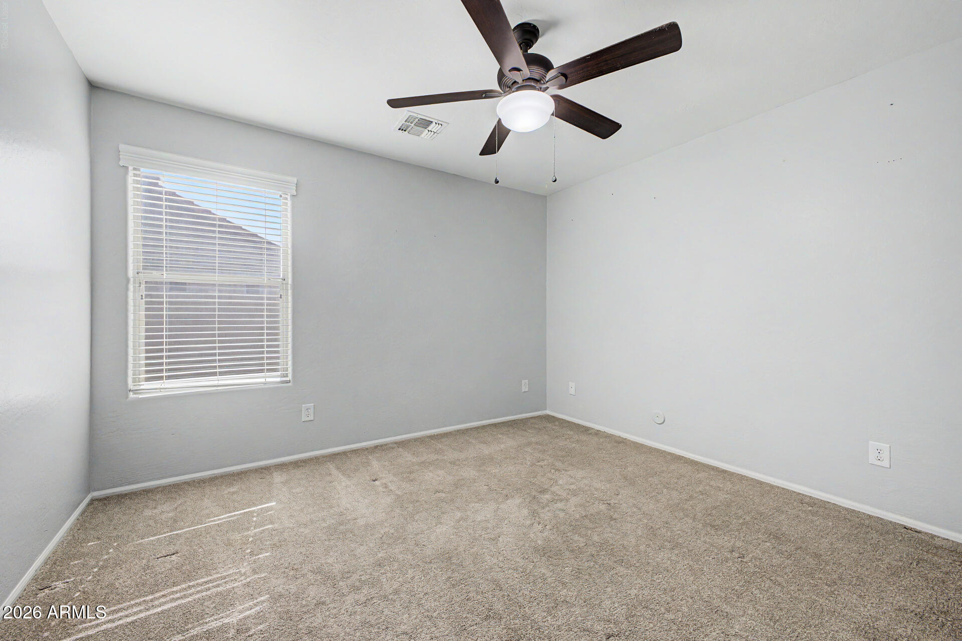 879 W HOLSTEIN Trail