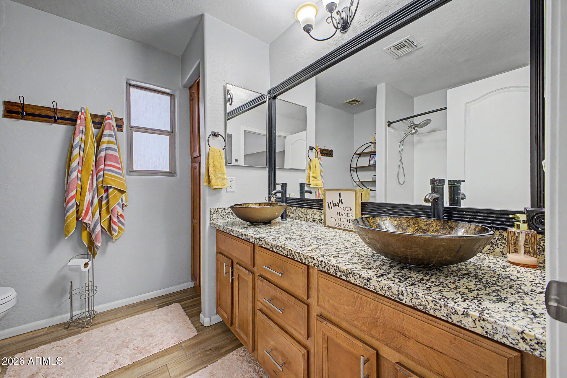 879 W HOLSTEIN Trail