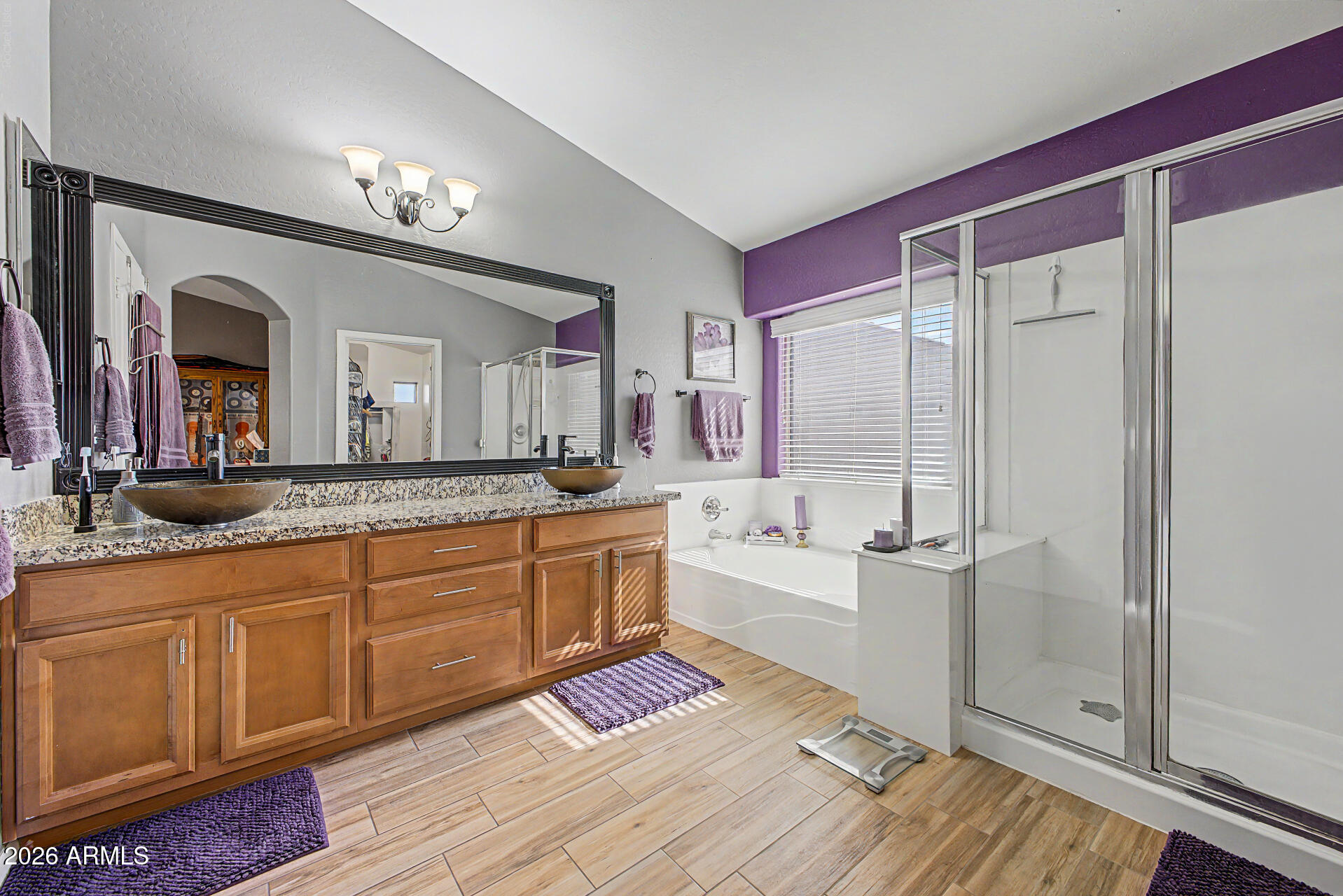 879 W HOLSTEIN Trail