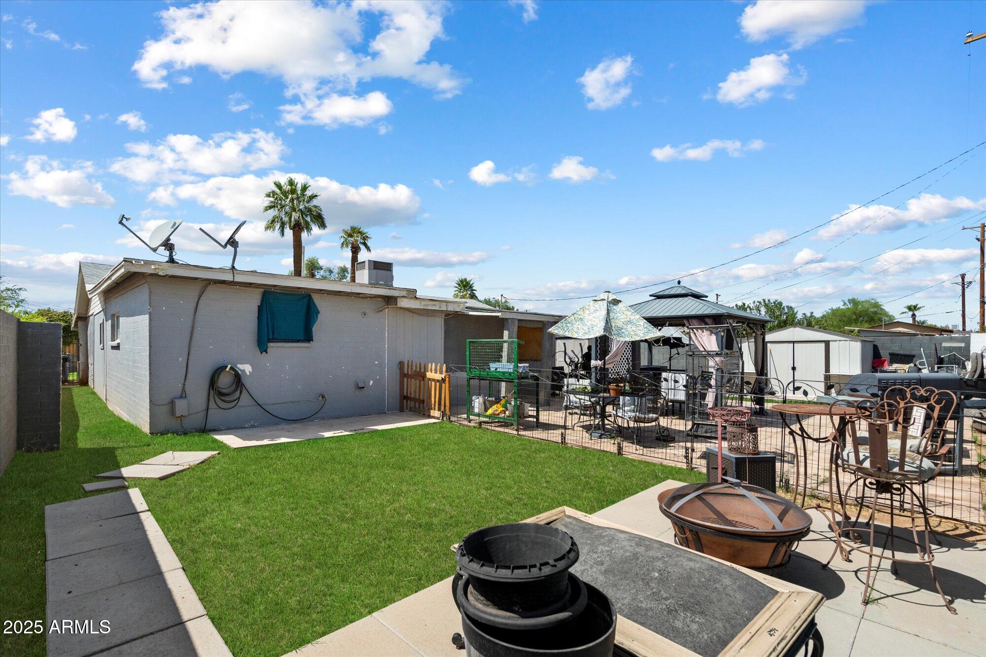 1225 N 33RD Street