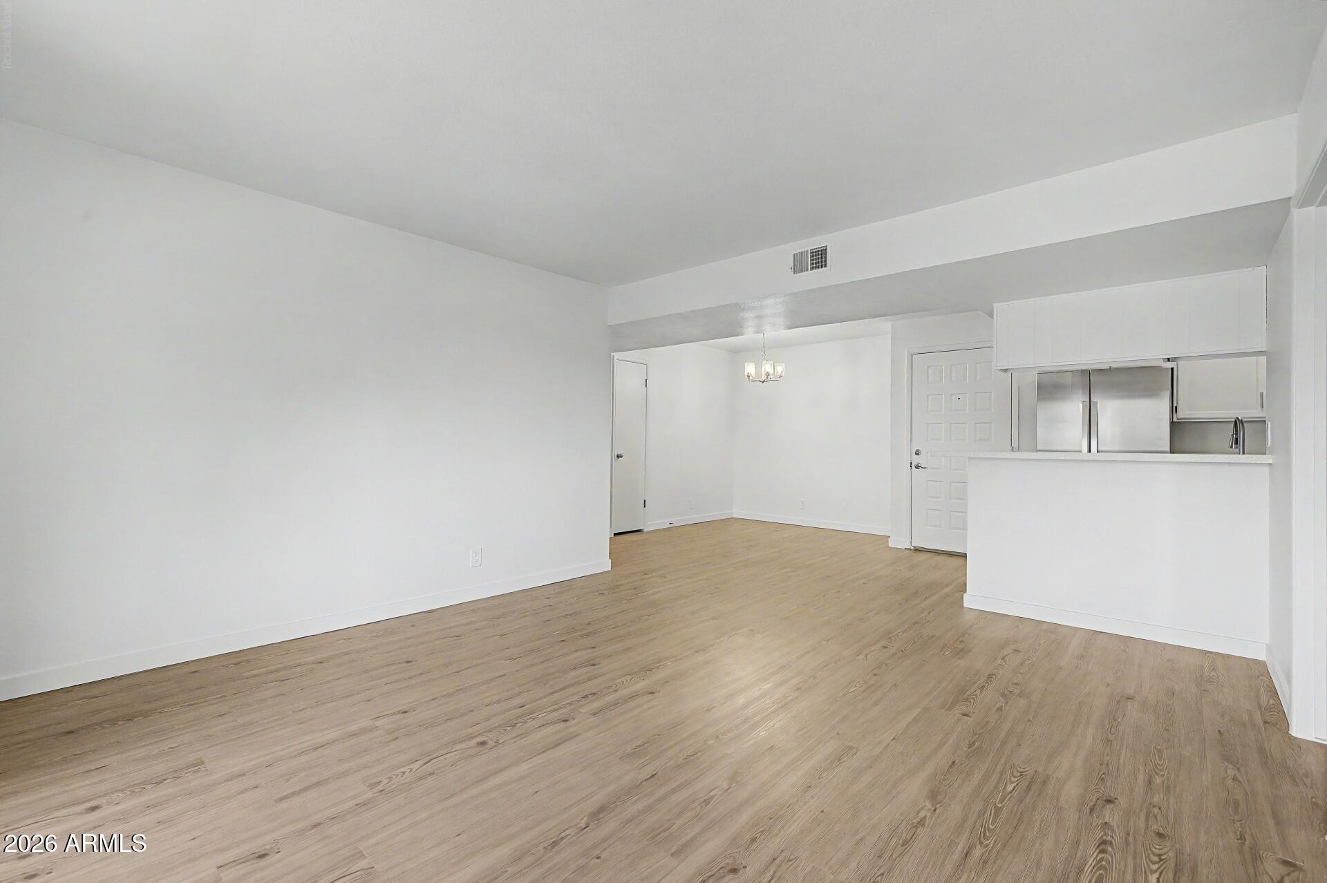 540 N MAY Street 3078