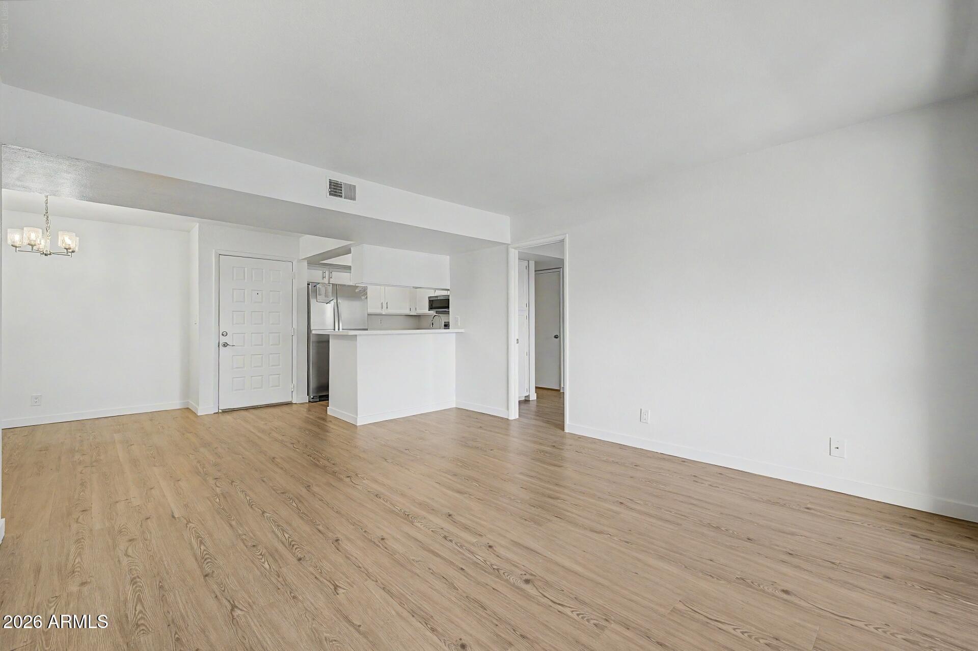 540 N MAY Street 3078