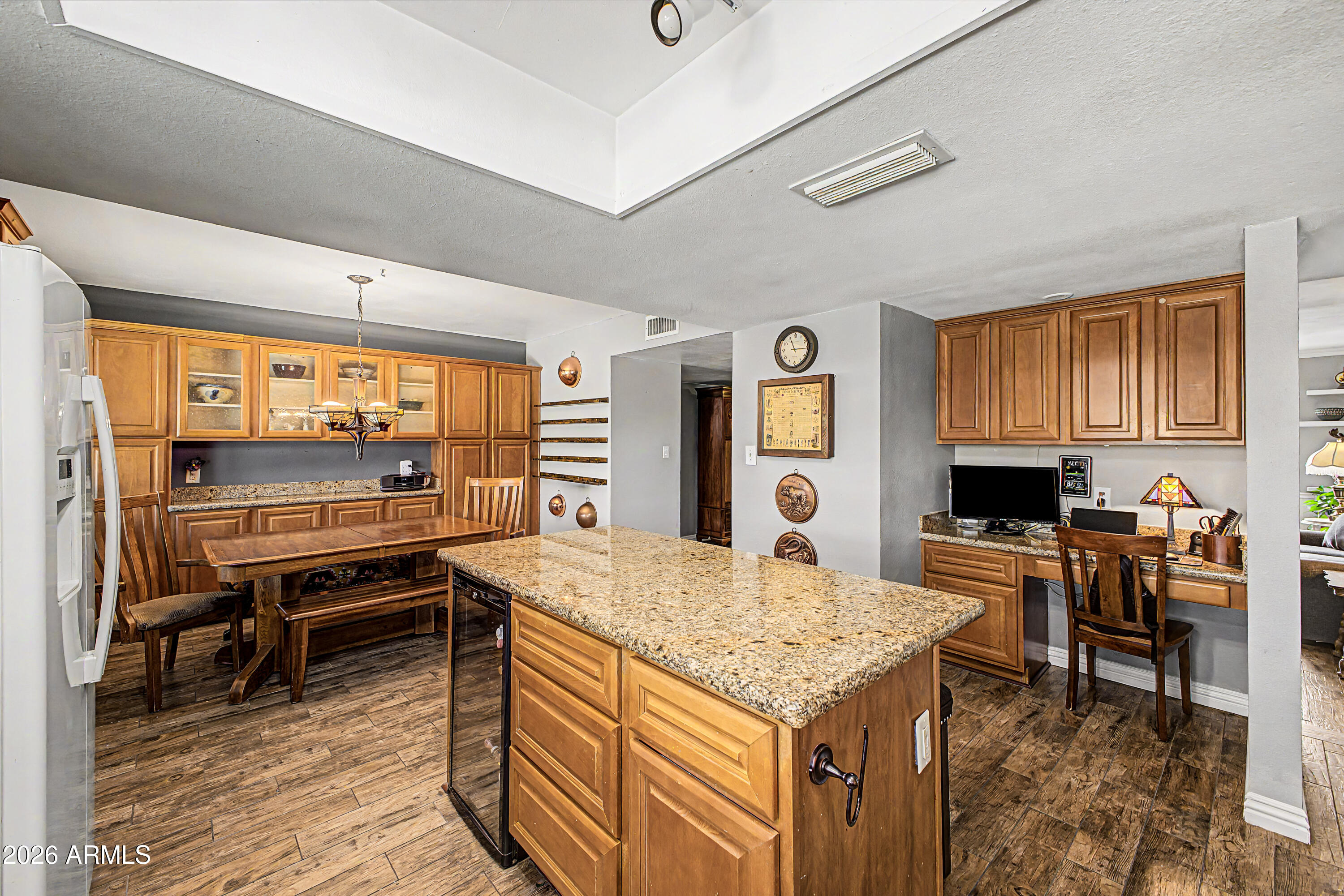 2642 W JUANITA Circle