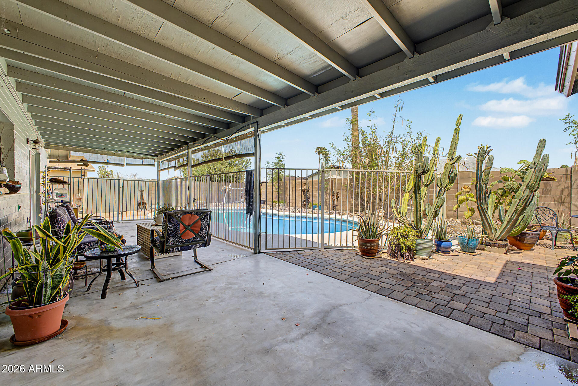 2642 W JUANITA Circle