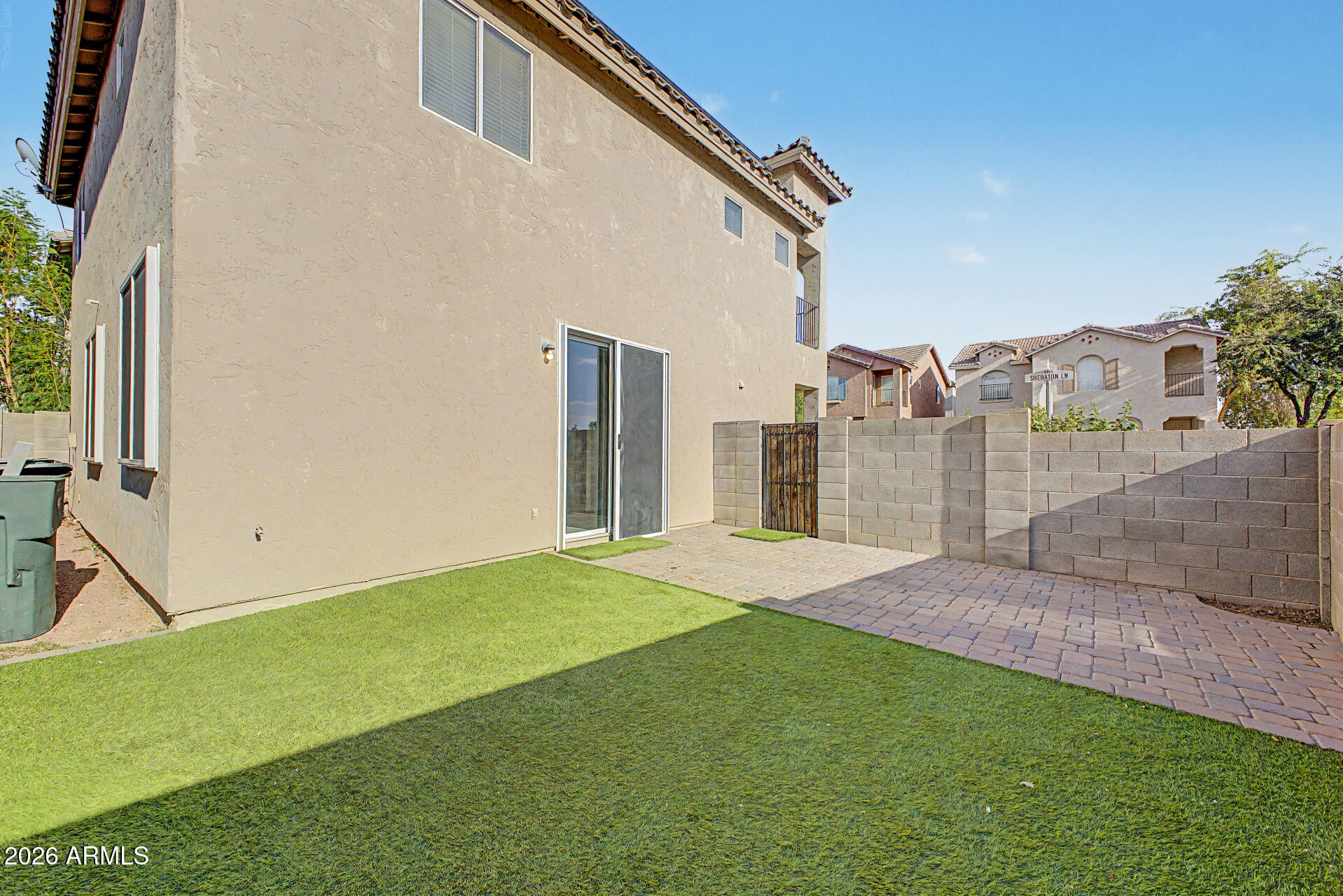 1454 E SHERATON Lane