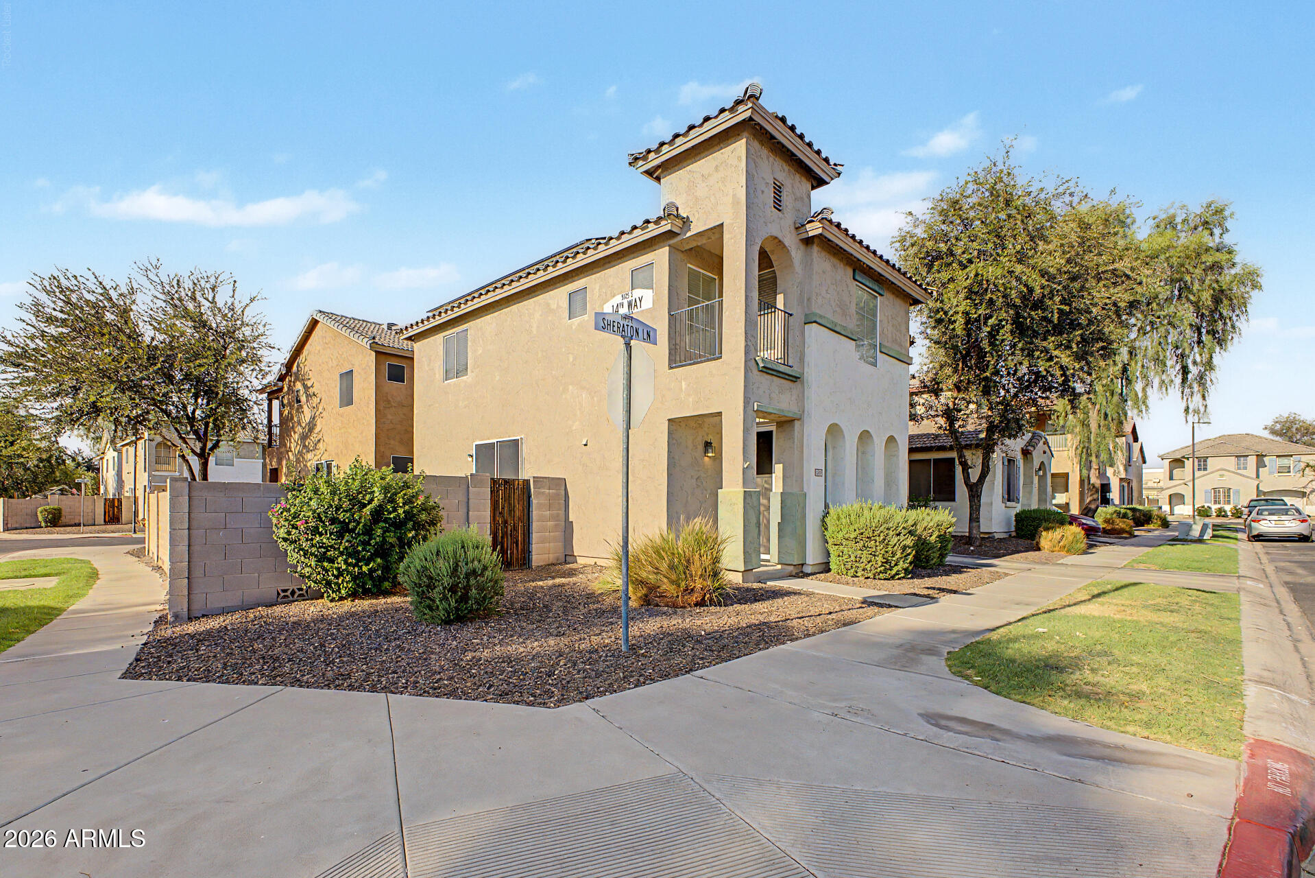 1454 E SHERATON Lane