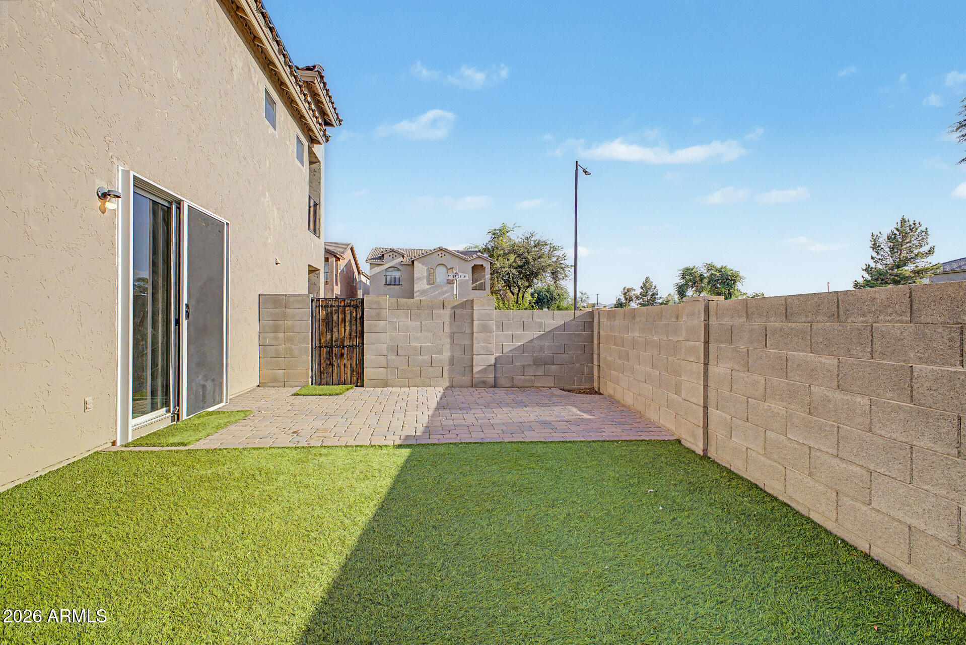 1454 E SHERATON Lane